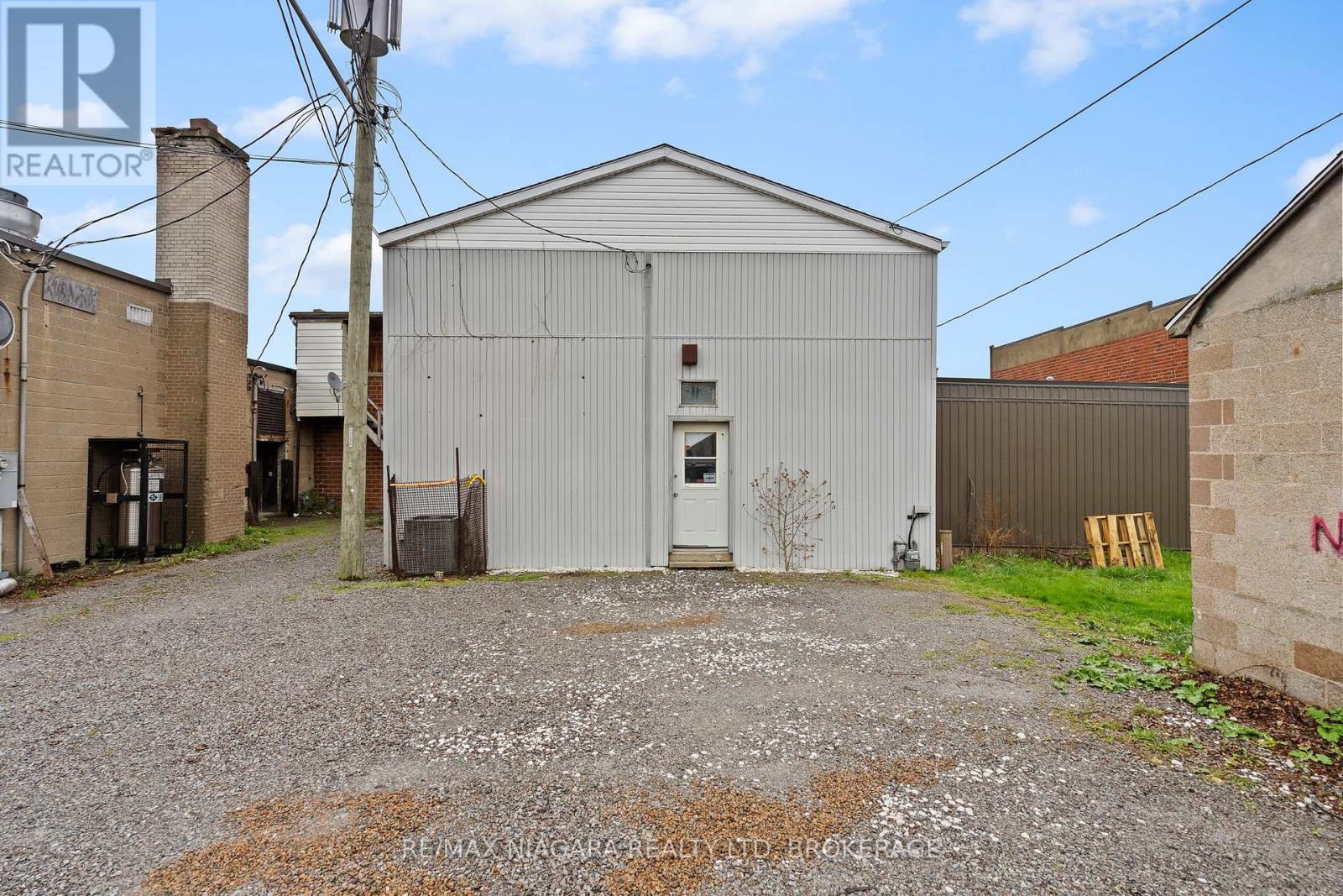 216 King Street, Port Colborne, Ontario  L3K 4G7 - Photo 17 - X13078224