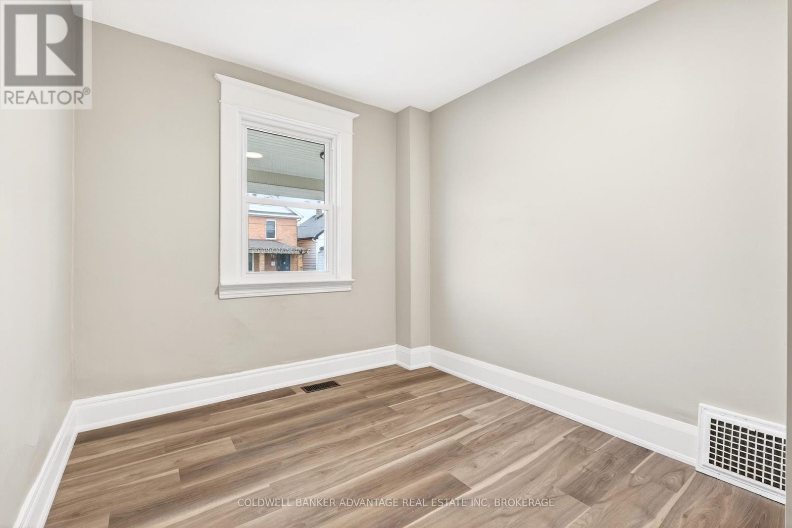 7 Battle Street, Thorold, Ontario  L2V 3W3 - Photo 19 - X13078654