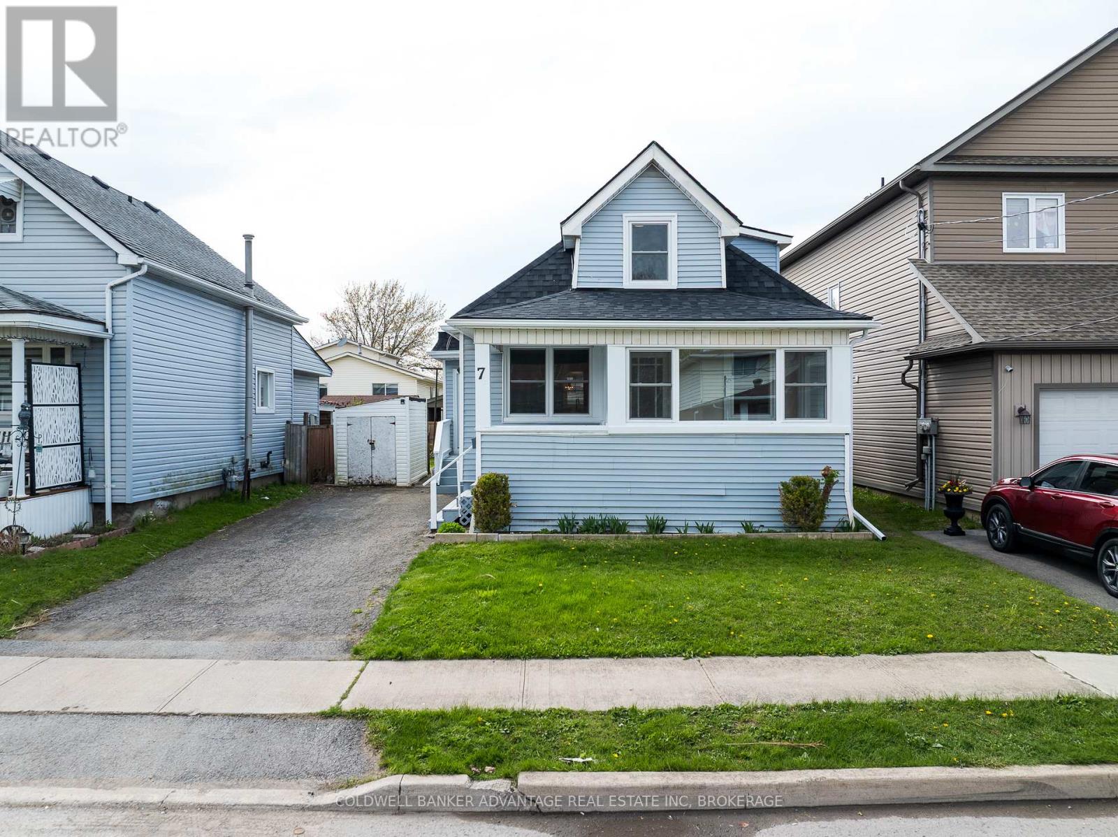 7 Battle Street, Thorold, Ontario  L2V 3W3 - Photo 2 - X13078654