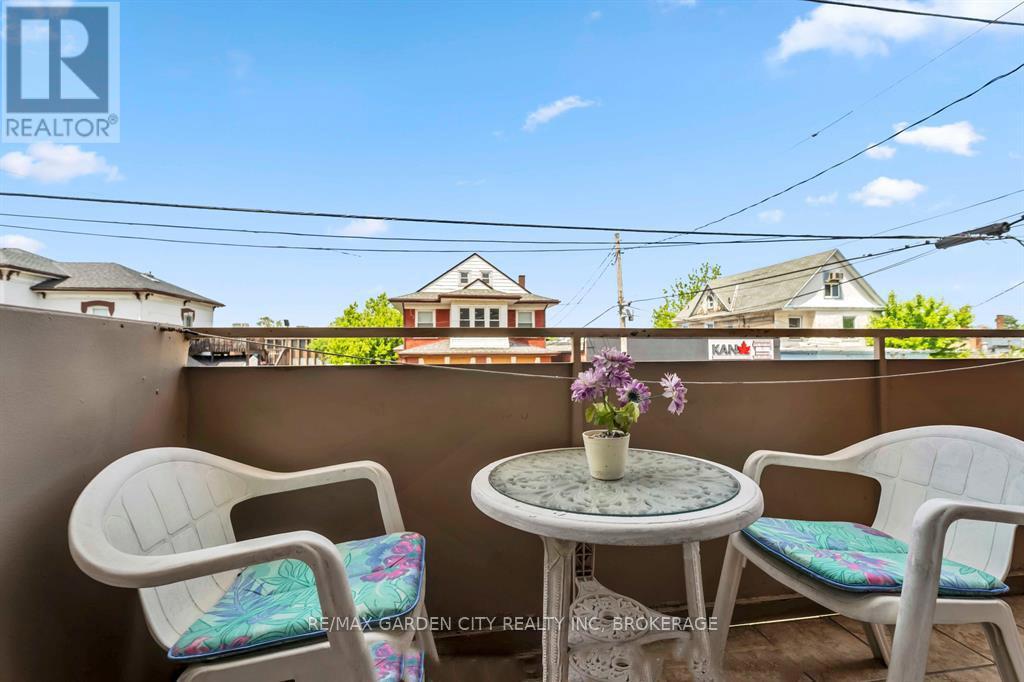 202 - 4692 Crysler Avenue, Niagara Falls, Ontario  L2E 3V8 - Photo 24 - X13080840