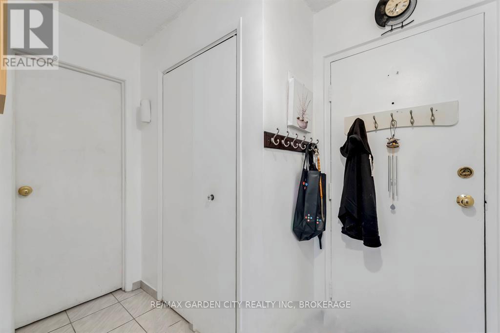 202 - 4692 Crysler Avenue, Niagara Falls, Ontario  L2E 3V8 - Photo 5 - X13080840