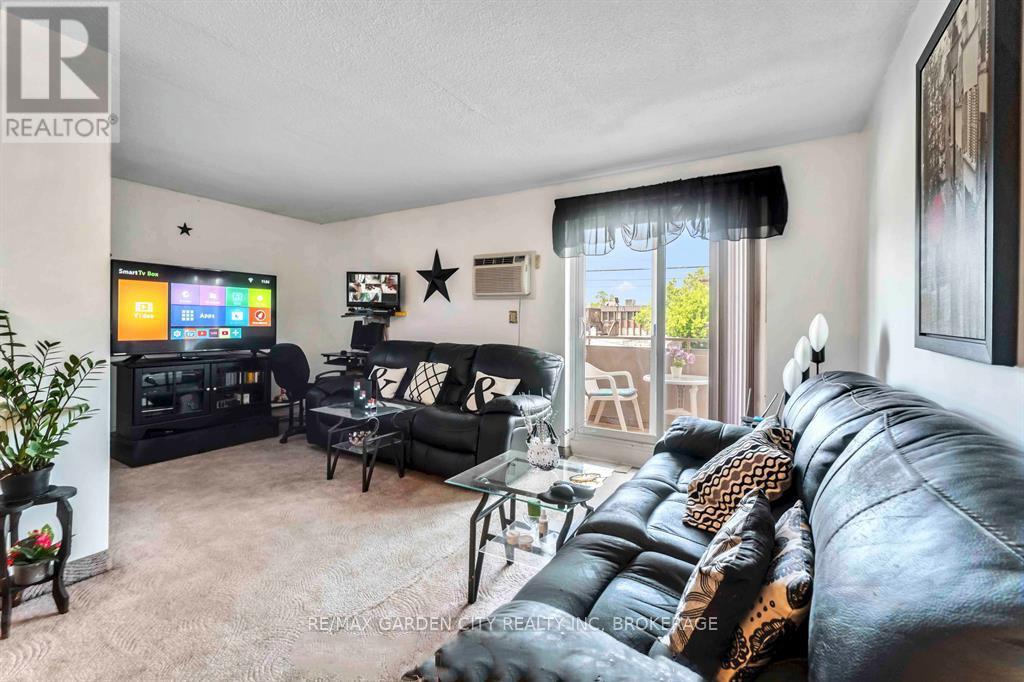 202 - 4692 Crysler Avenue, Niagara Falls, Ontario  L2E 3V8 - Photo 9 - X13080840