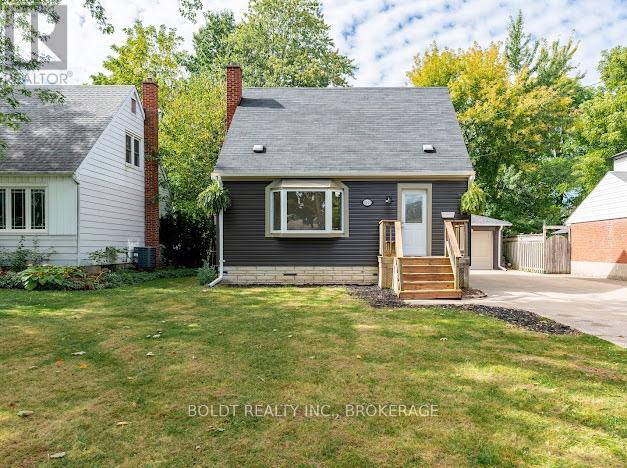 3047 SAINT PATRICK AVENUE, Niagara Falls, Ontario