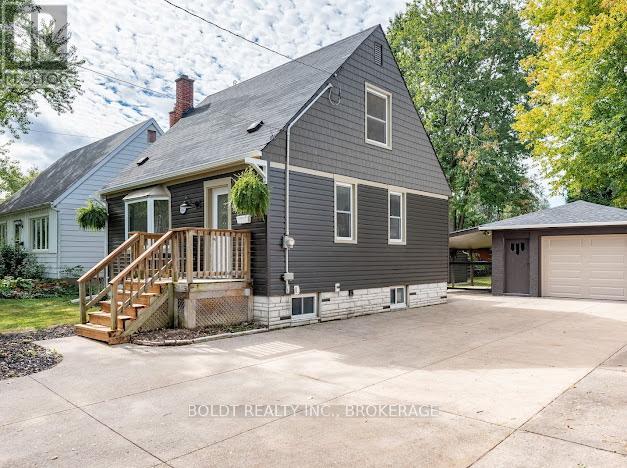 3047 Saint Patrick Avenue, Niagara Falls, Ontario  L2J 2M7 - Photo 2 - X13081858