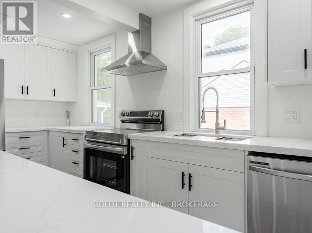 3047 Saint Patrick Avenue, Niagara Falls, Ontario  L2J 2M7 - Photo 8 - X13081858