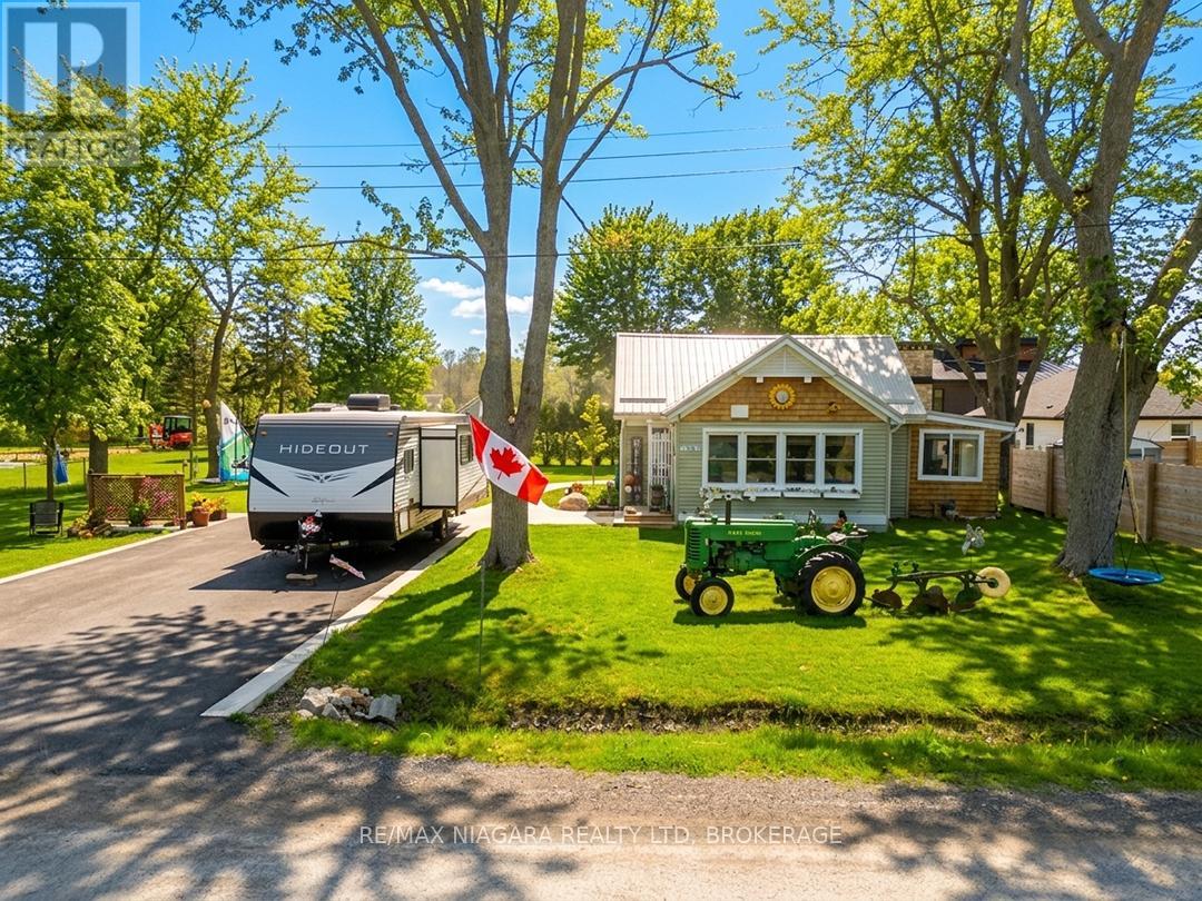 3412 LOCUST STREET, Port Colborne, Ontario