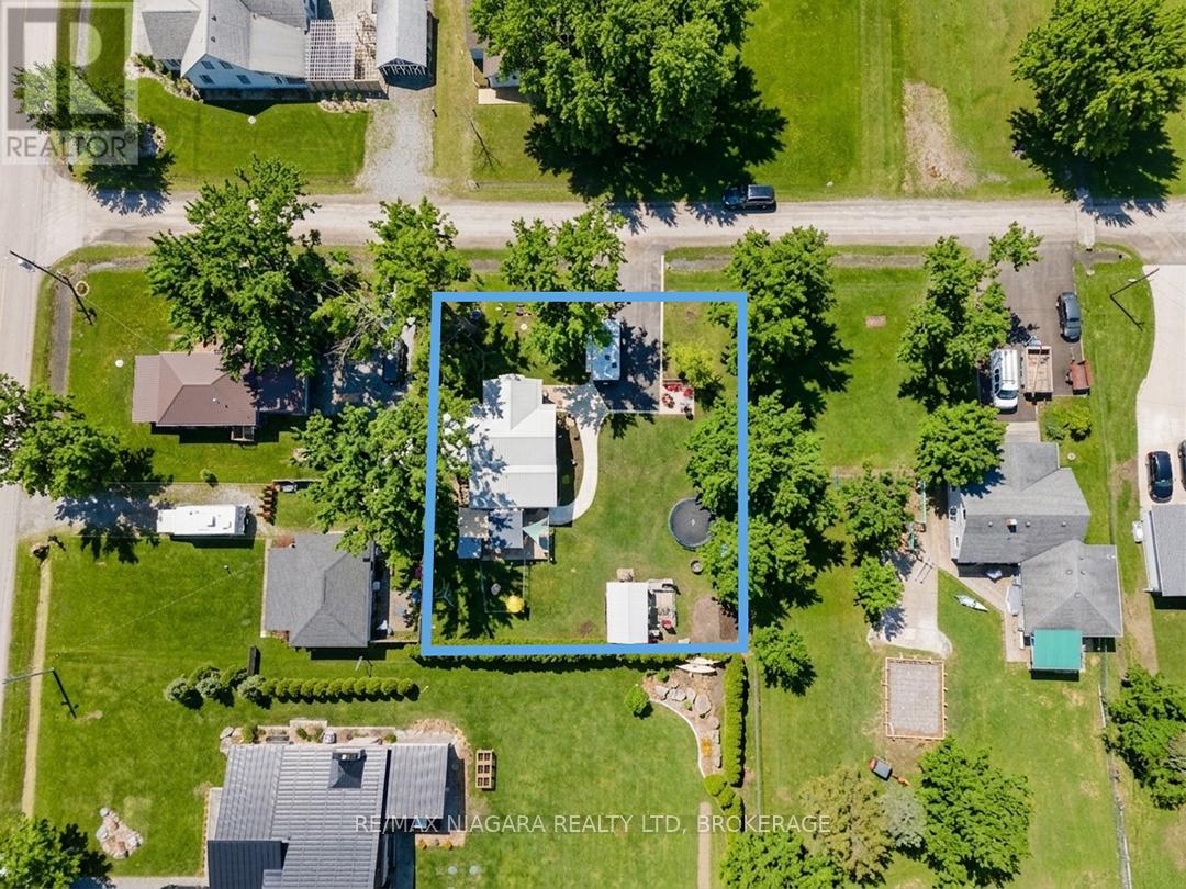 3412 Locust Street, Port Colborne, Ontario  L3K 5V3 - Photo 3 - X13081878