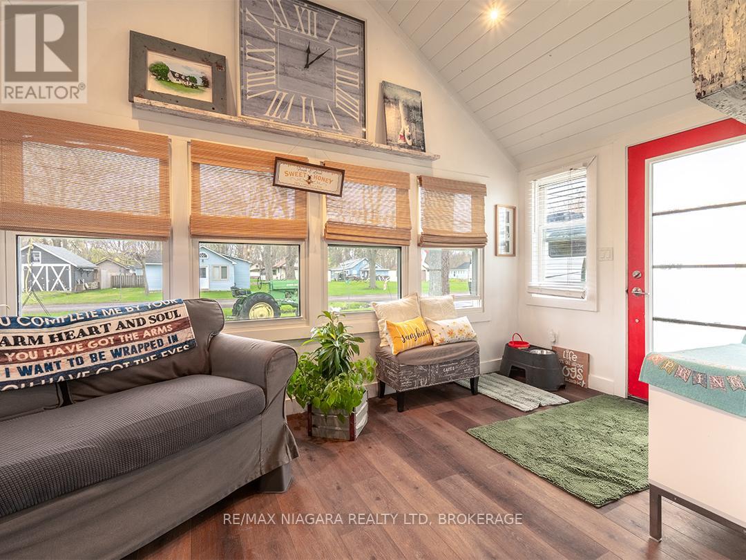 3412 Locust Street, Port Colborne, Ontario  L3K 5V3 - Photo 8 - X13081878