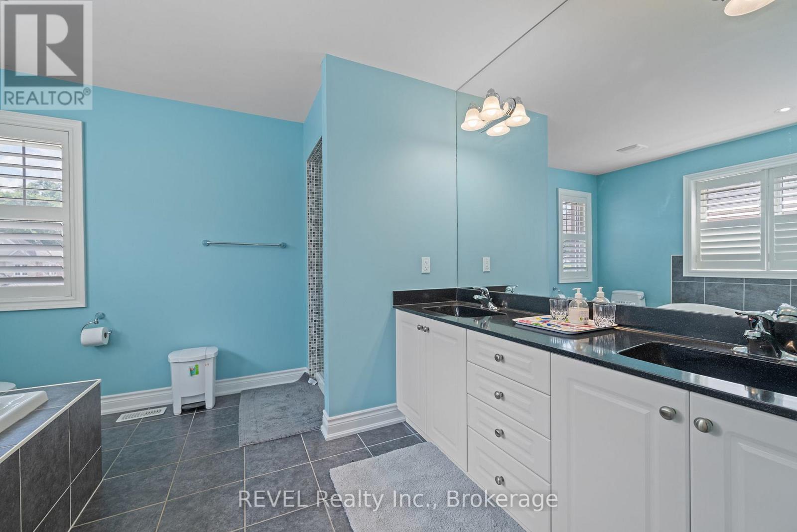6440 St. Michael Avenue, Niagara Falls, Ontario  L2H 0C5 - Photo 25 - X13087646