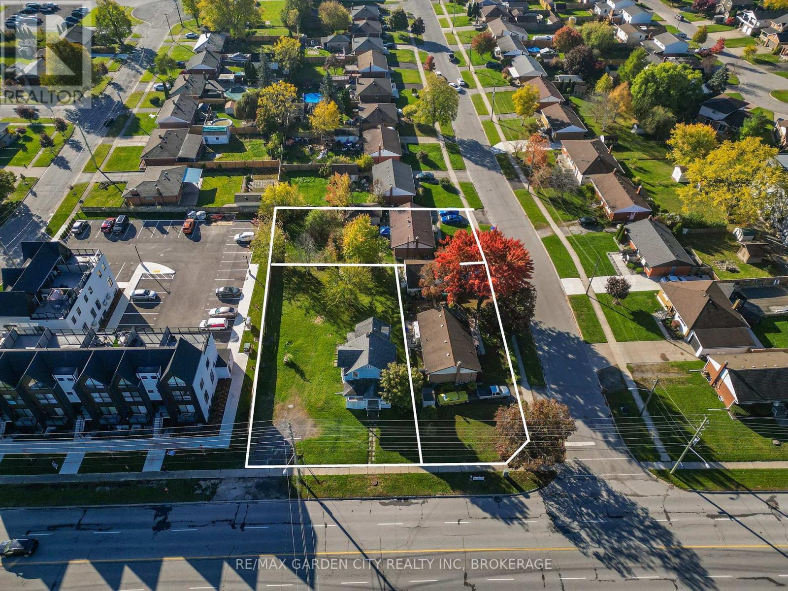 6560 Mcleod Road, Niagara Falls, Ontario  L2G 3G4 - Photo 3 - X13089164