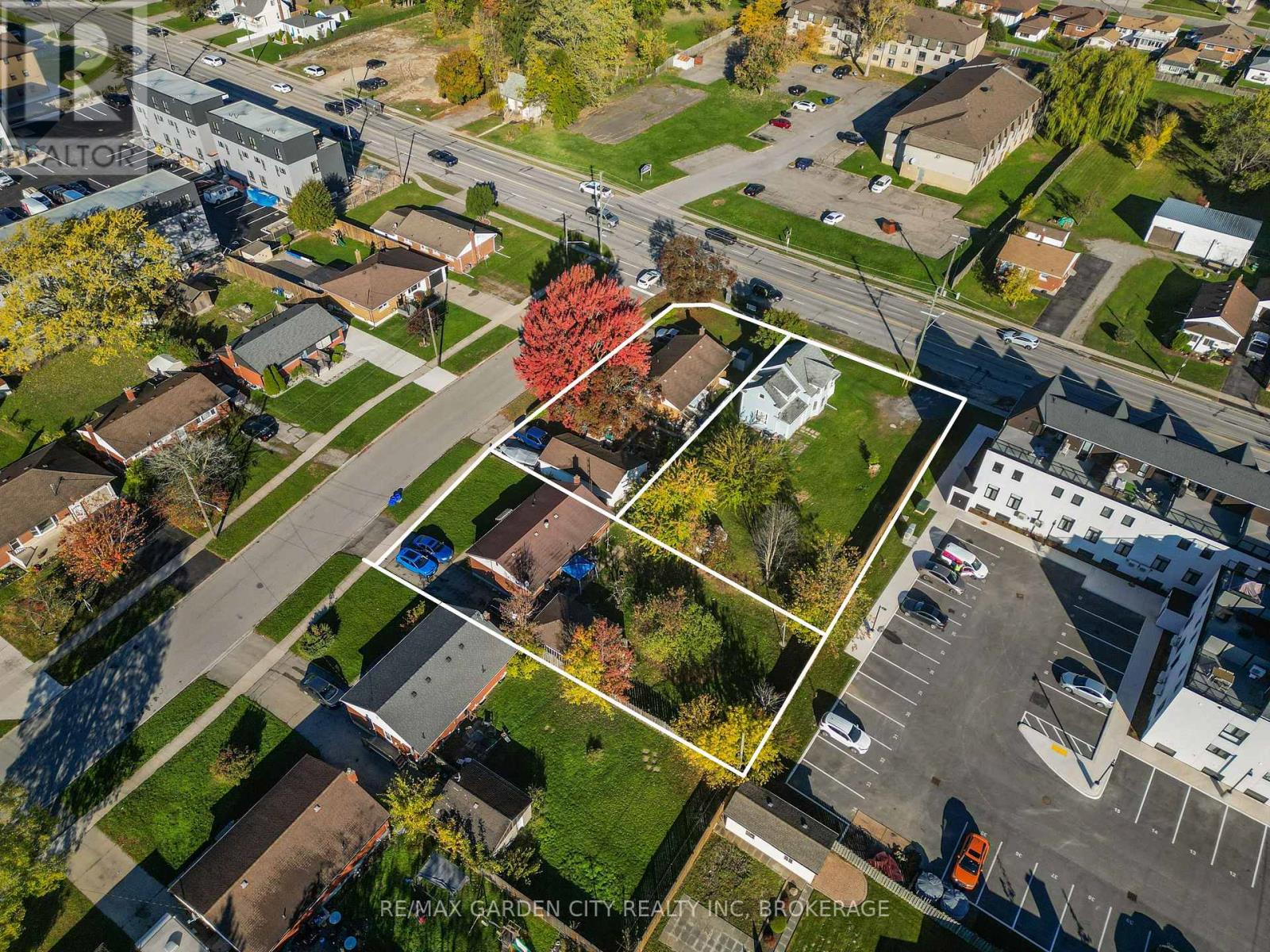 6560 Mcleod Road, Niagara Falls, Ontario  L2G 3G4 - Photo 4 - X13089164