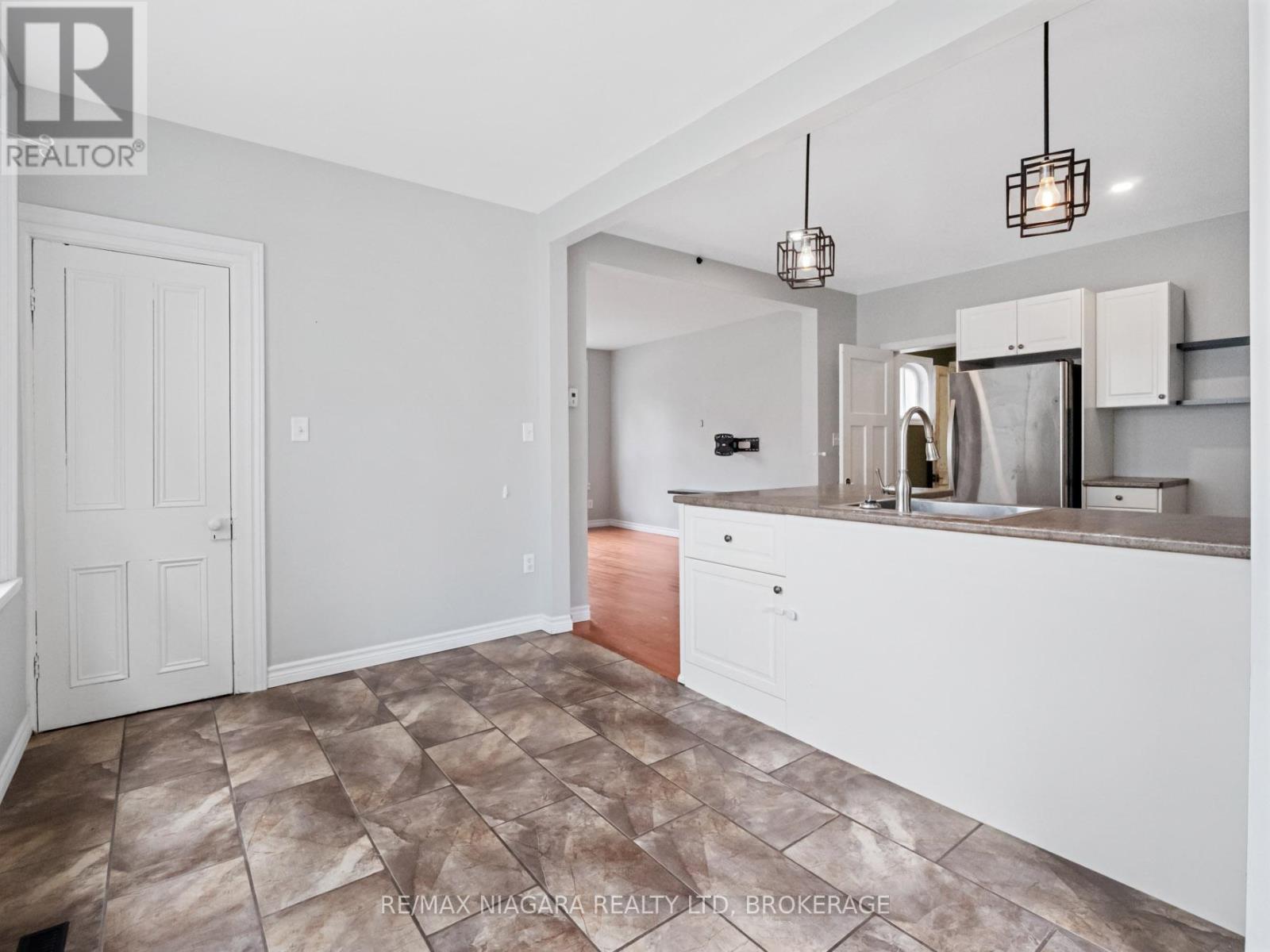 430 Ridge Road N, Fort Erie, Ontario  L0S 1N0 - Photo 15 - X13090150