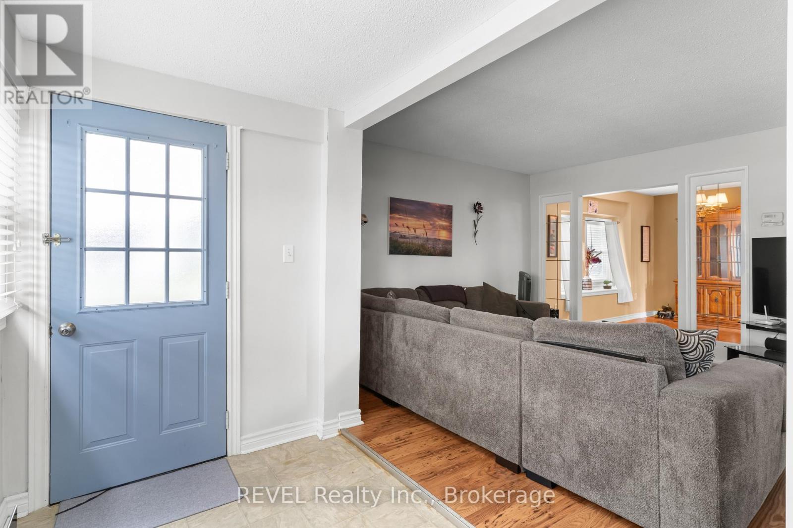 32 Bay Avenue, Welland, Ontario  L3B 3G6 - Photo 4 - X13090944