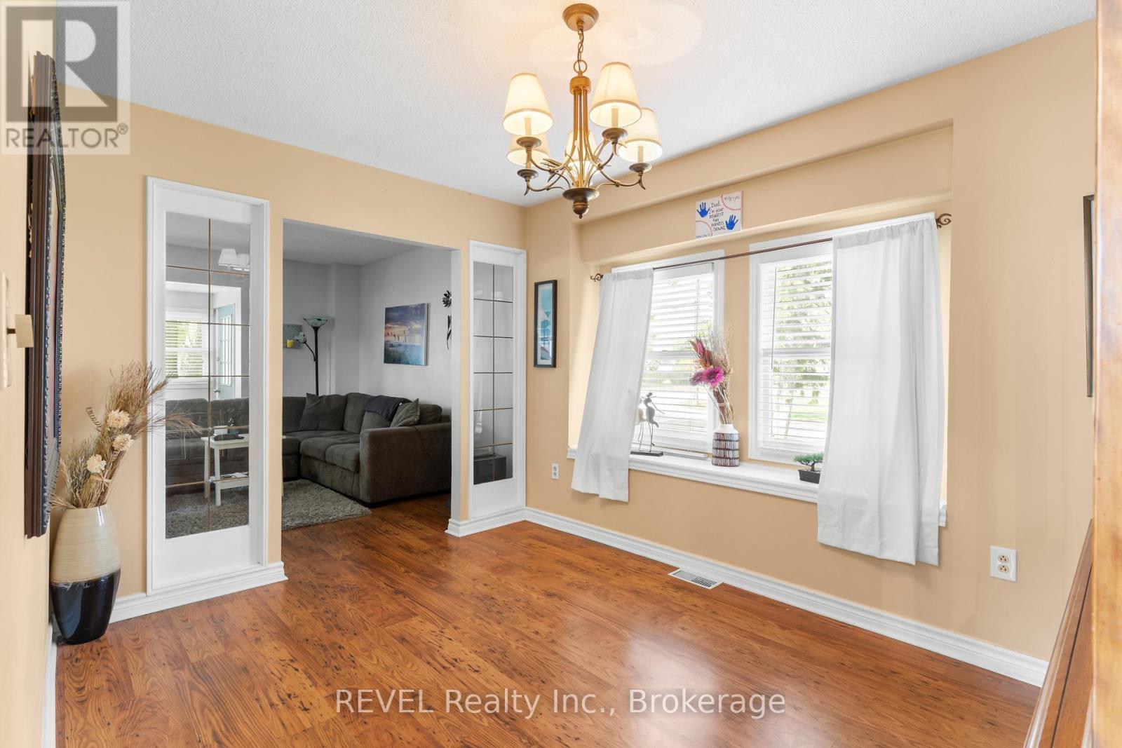 32 Bay Avenue, Welland, Ontario  L3B 3G6 - Photo 8 - X13090944
