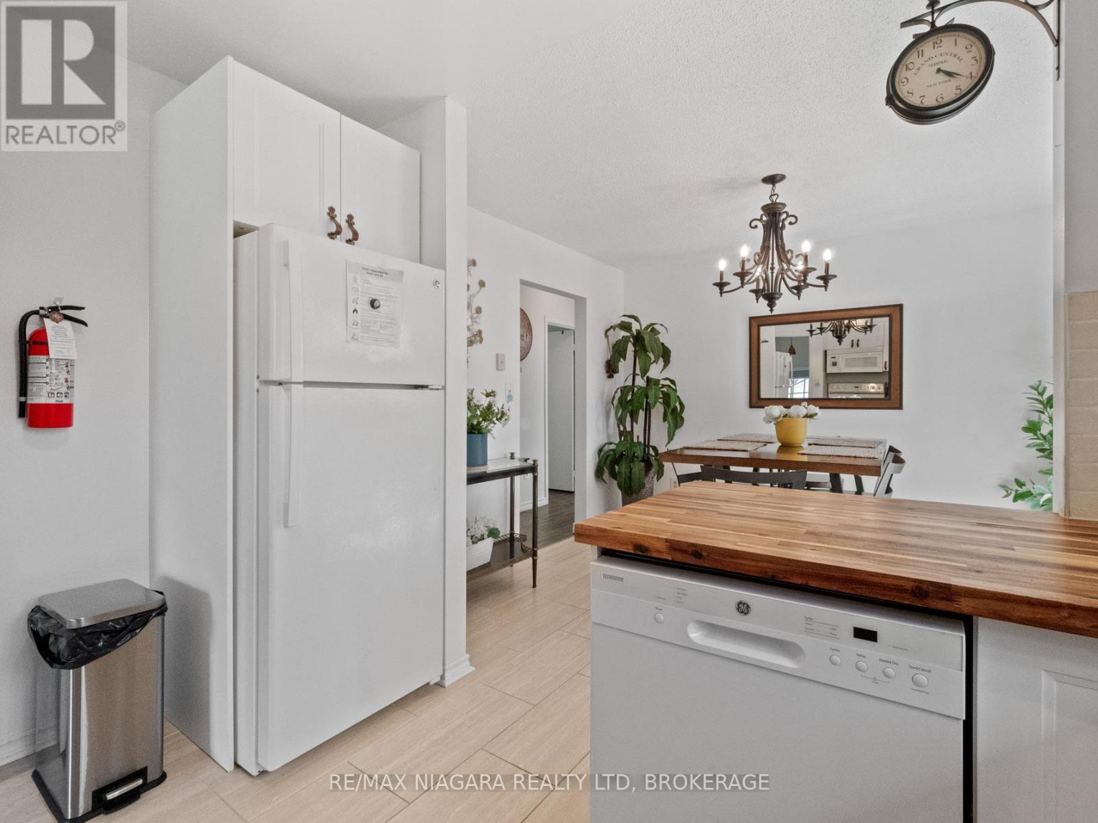 150 Elmwood Avenue, Fort Erie, Ontario  L0S 1B0 - Photo 16 - X13091534