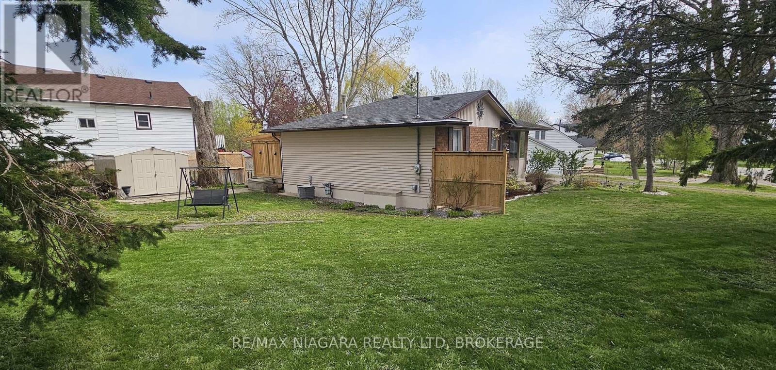150 Elmwood Avenue, Fort Erie, Ontario  L0S 1B0 - Photo 36 - X13091534