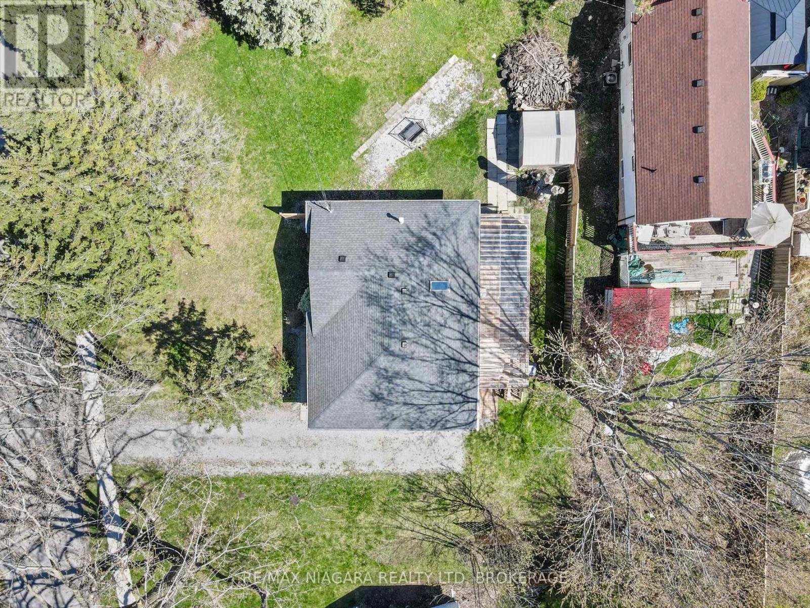 150 Elmwood Avenue, Fort Erie, Ontario  L0S 1B0 - Photo 40 - X13091534