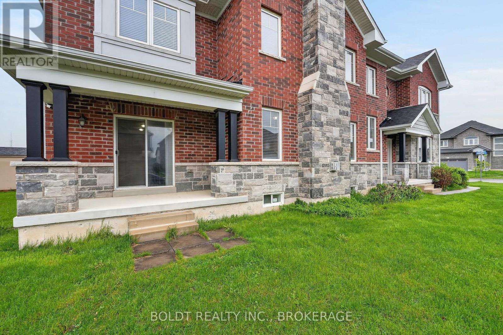 103 Homestead Way, Thorold, Ontario  L2V 0J8 - Photo 38 - X13093928
