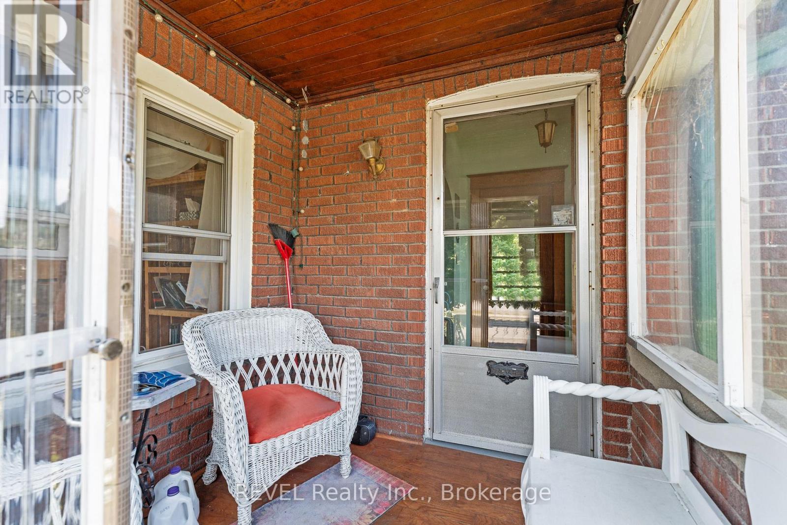 208 North Street, Fort Erie, Ontario  L2A 3R8 - Photo 5 - X13095138