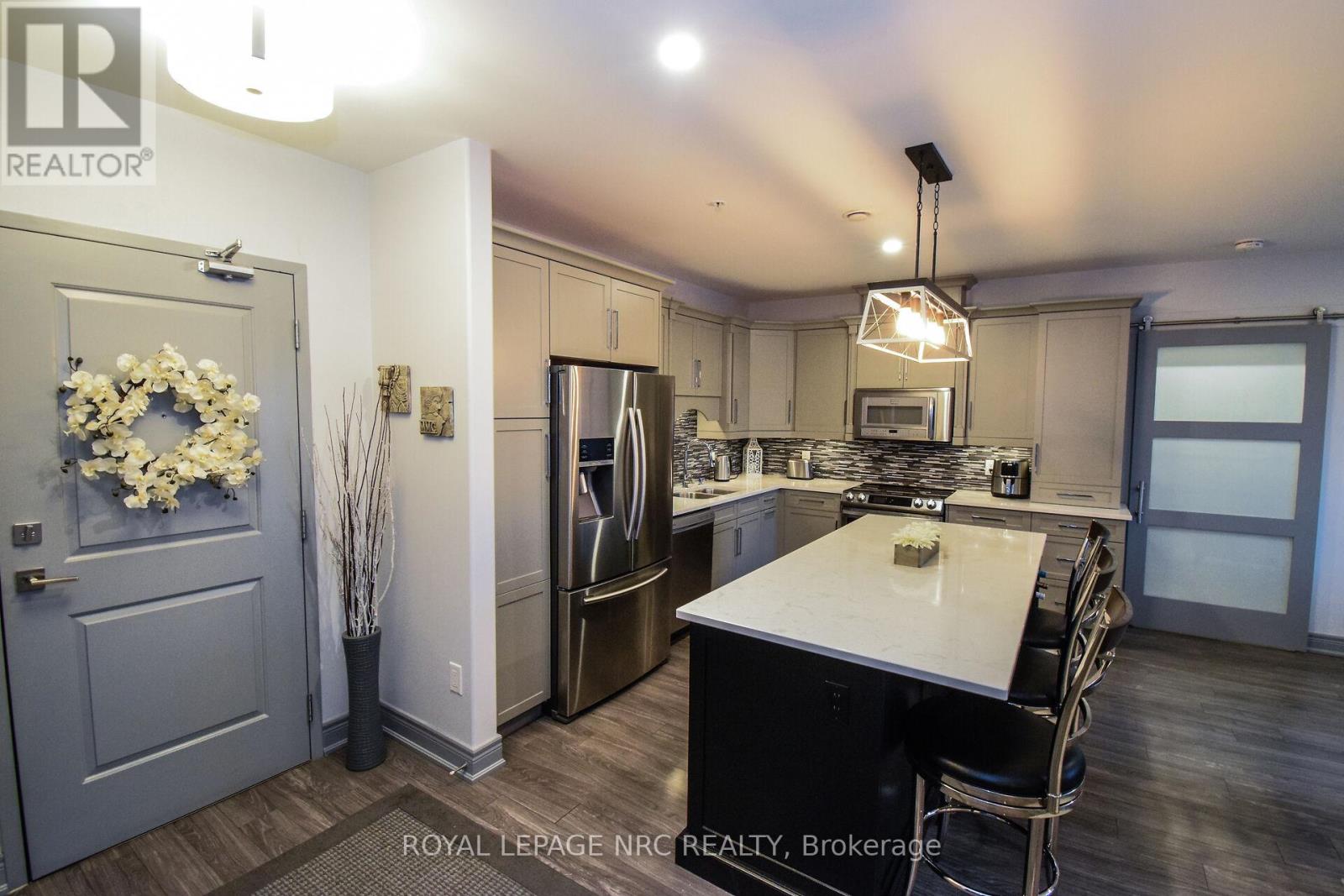 305 - 379 Scott Street, St. Catharines, Ontario  L2M 3W2 - Photo 6 - X13095460