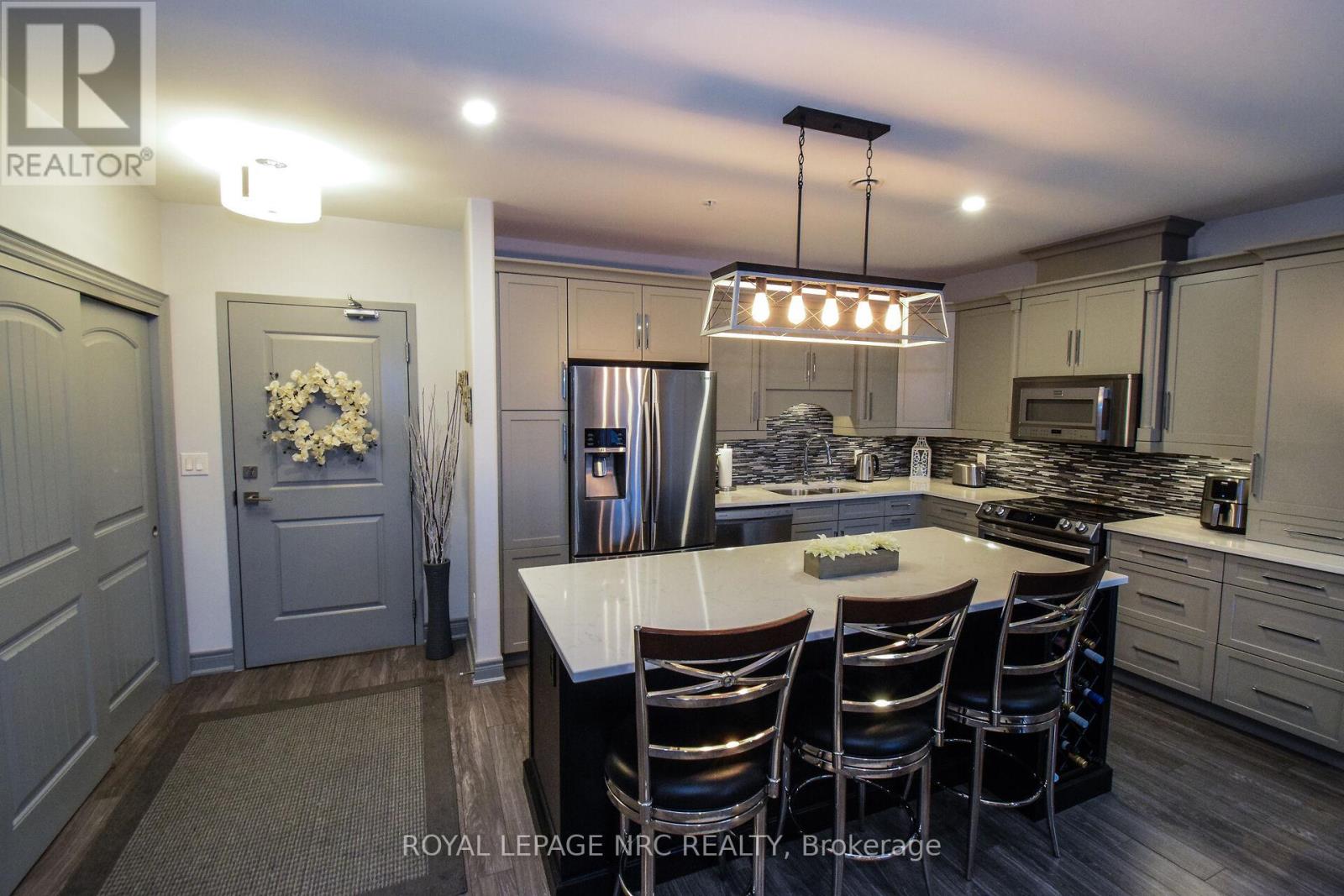 305 - 379 Scott Street, St. Catharines, Ontario  L2M 3W2 - Photo 7 - X13095460