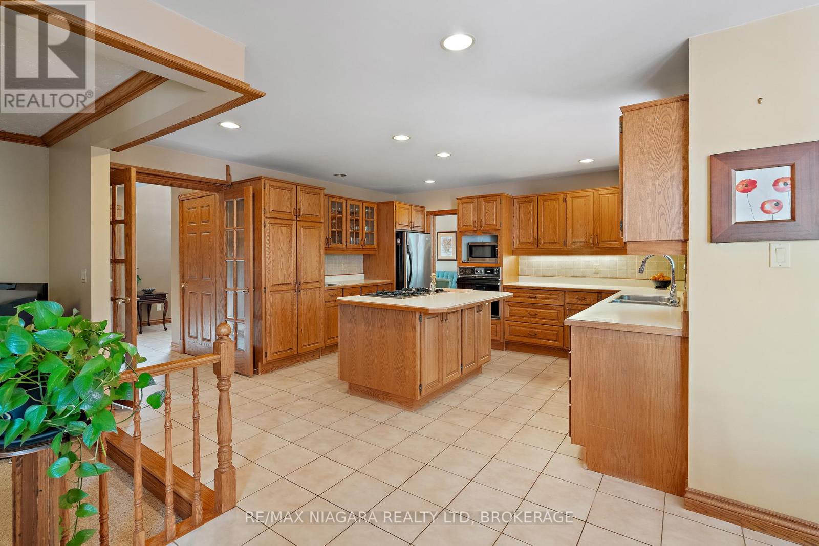 3908 Carolynn Court, Lincoln, Ontario  L0R 2C0 - Photo 14 - X13096430