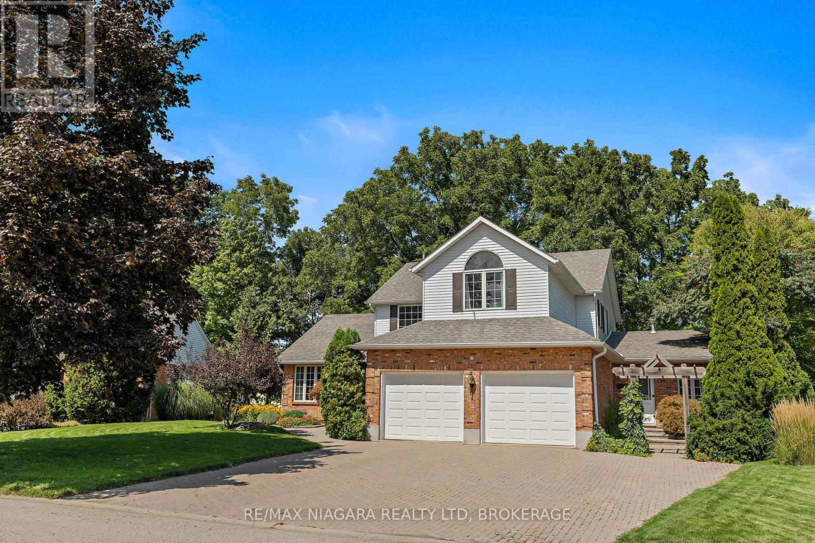 3908 Carolynn Court, Lincoln, Ontario  L0R 2C0 - Photo 2 - X13096430