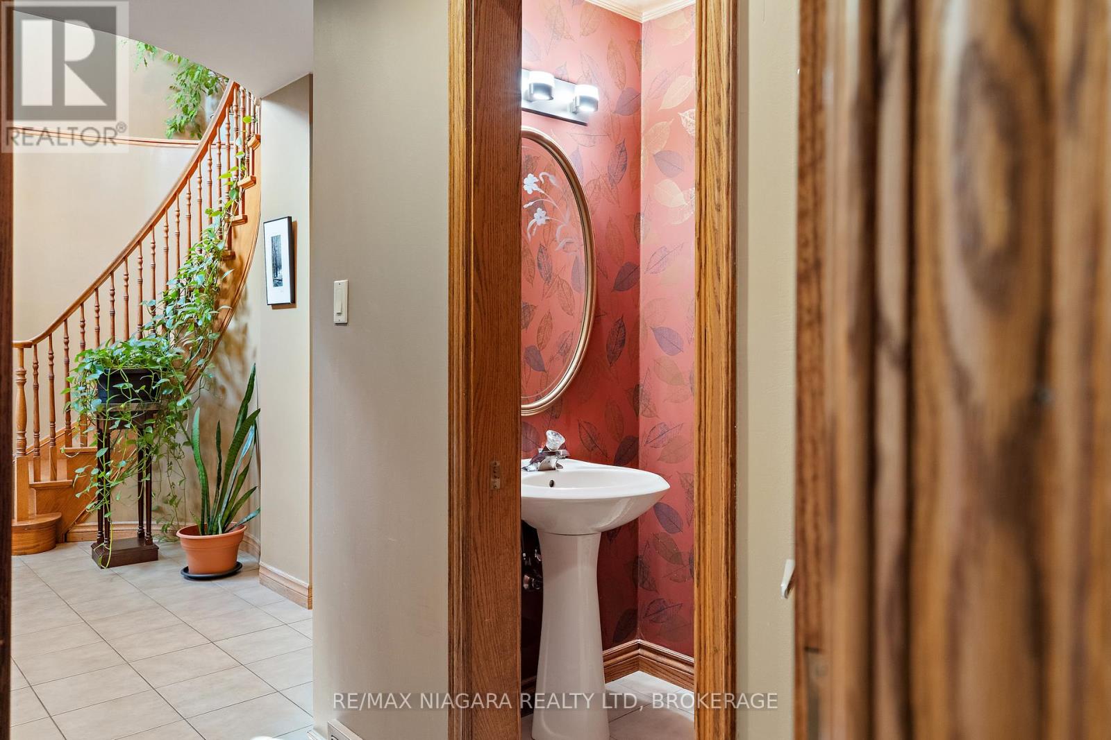 3908 Carolynn Court, Lincoln, Ontario  L0R 2C0 - Photo 25 - X13096430