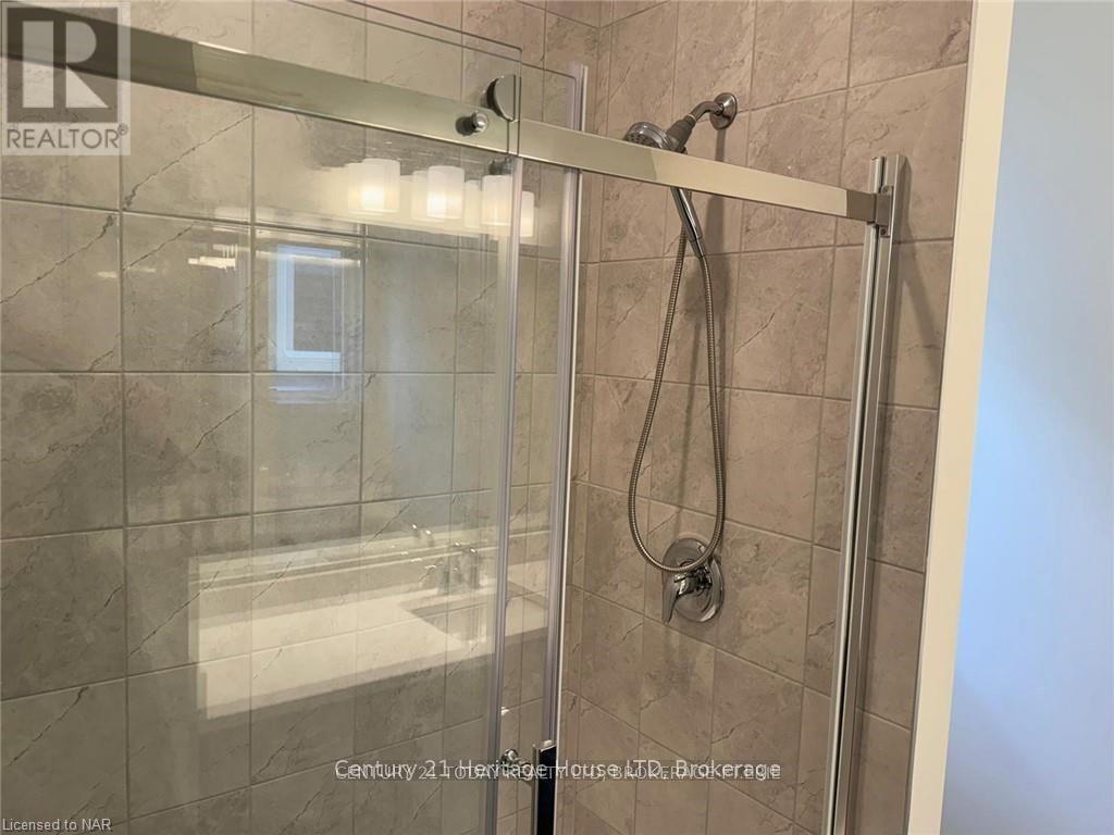 11 Beachwalk Crescent, Fort Erie, Ontario  L0S 1N0 - Photo 20 - X13096724