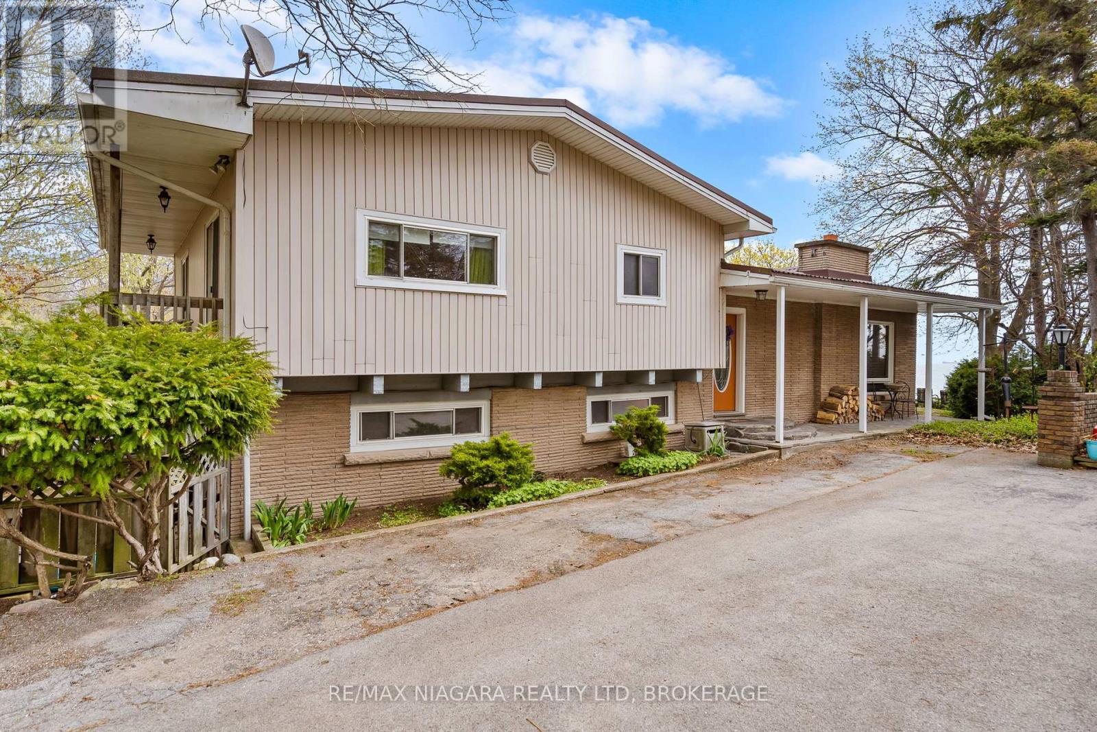 10419 Lakeshore Road, Wainfleet, Ontario  L3K 5V4 - Photo 2 - X13099880