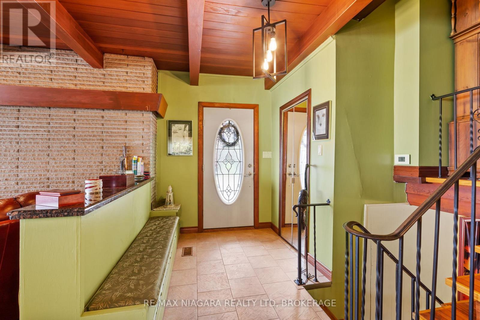 10419 Lakeshore Road, Wainfleet, Ontario  L3K 5V4 - Photo 7 - X13099880