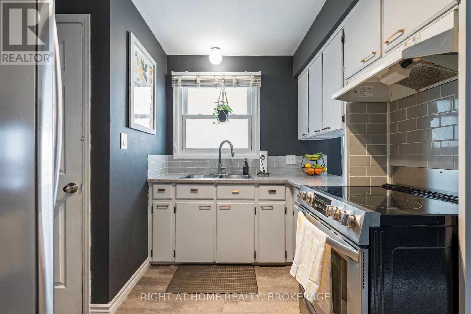 6763 Wilinger Street, Niagara Falls, Ontario  L2J 2B4 - Photo 20 - X13102450