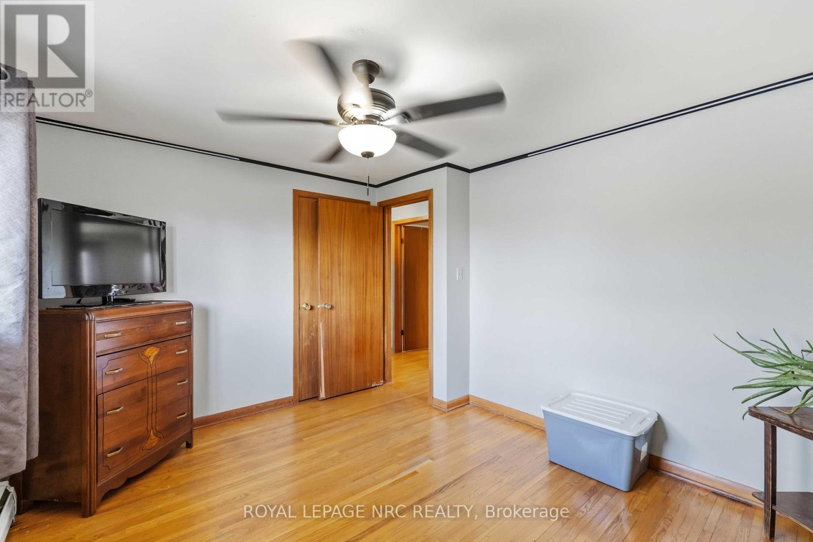 4485 Queensway Crescent, Niagara Falls, Ontario  L2E 5R5 - Photo 17 - X13102944