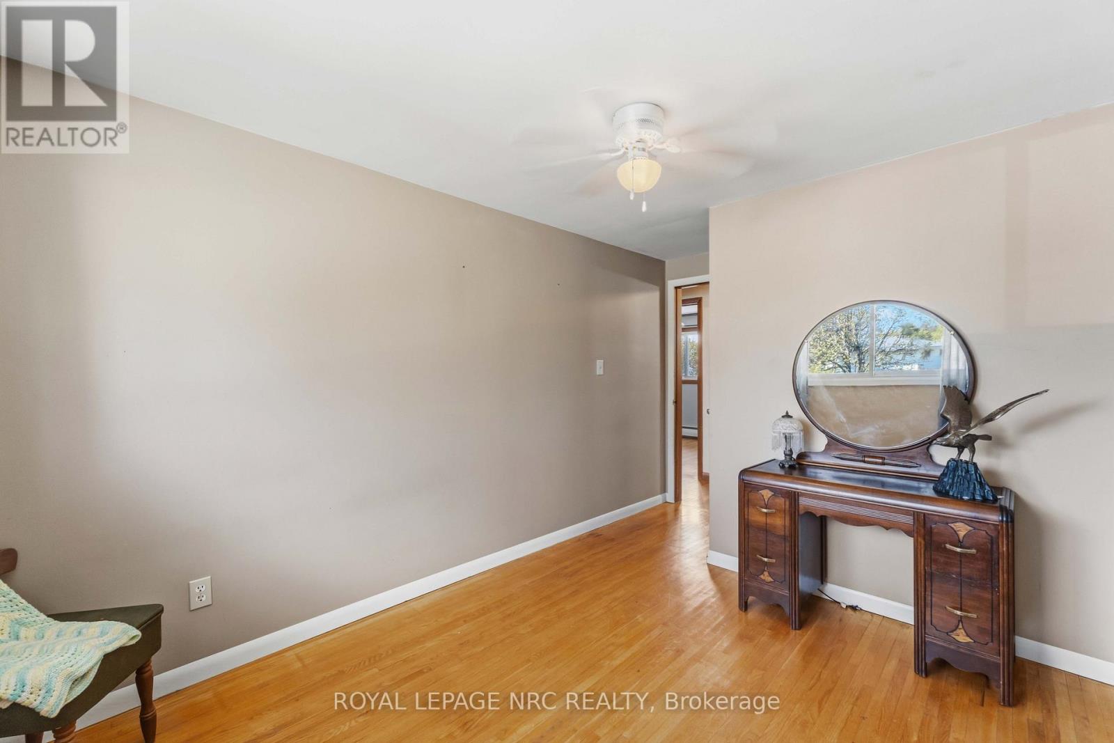 4485 Queensway Crescent, Niagara Falls, Ontario  L2E 5R5 - Photo 19 - X13102944
