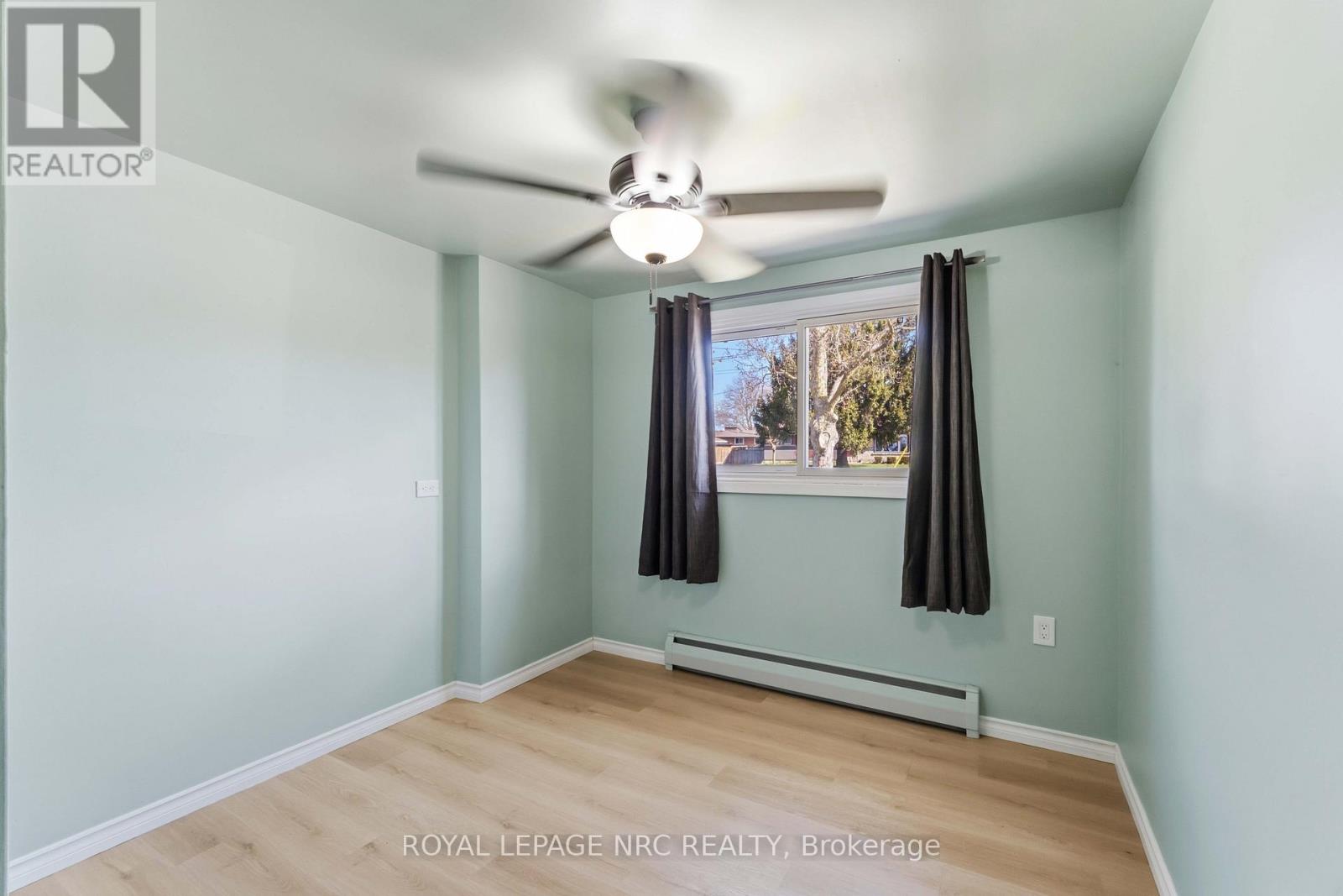 4485 Queensway Crescent, Niagara Falls, Ontario  L2E 5R5 - Photo 23 - X13102944