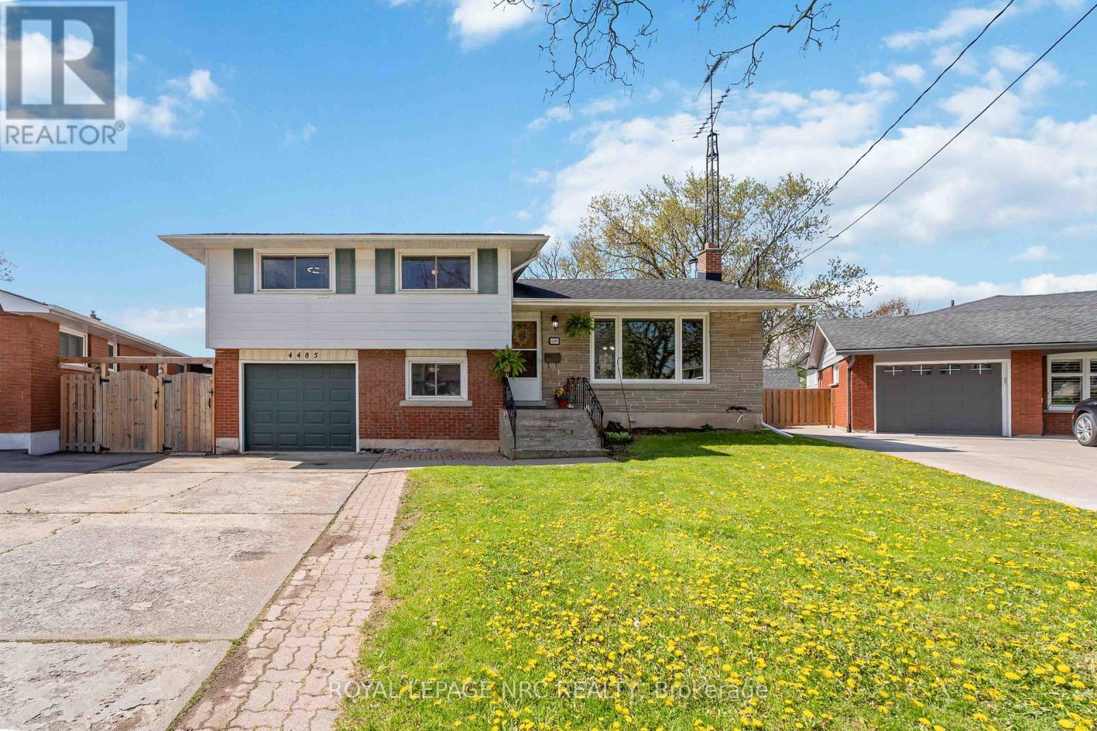 4485 Queensway Crescent, Niagara Falls, Ontario  L2E 5R5 - Photo 3 - X13102944