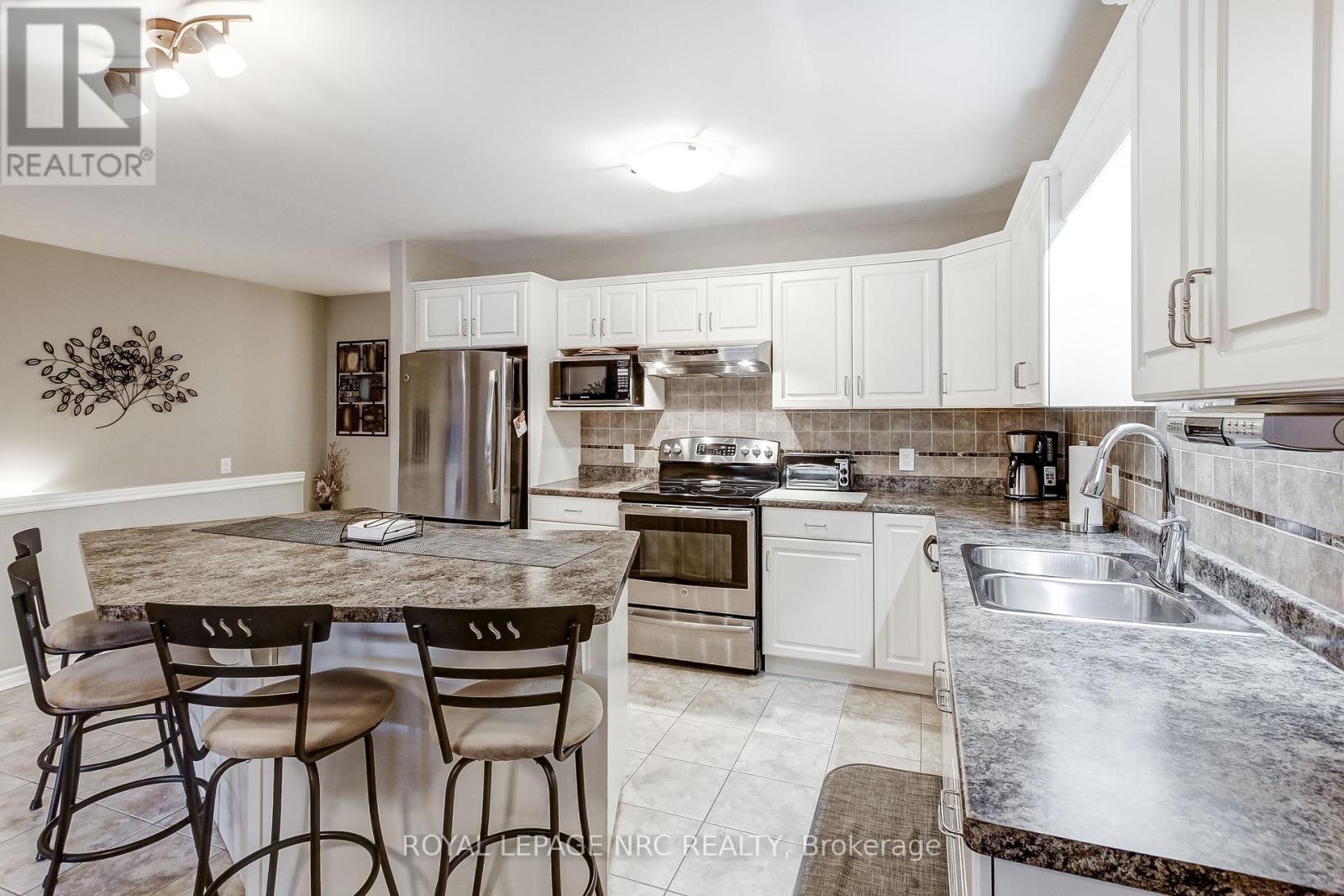 11 Rose Glen Crescent, Niagara-On-The-Lake, Ontario  L0S 1T0 - Photo 12 - X13102980