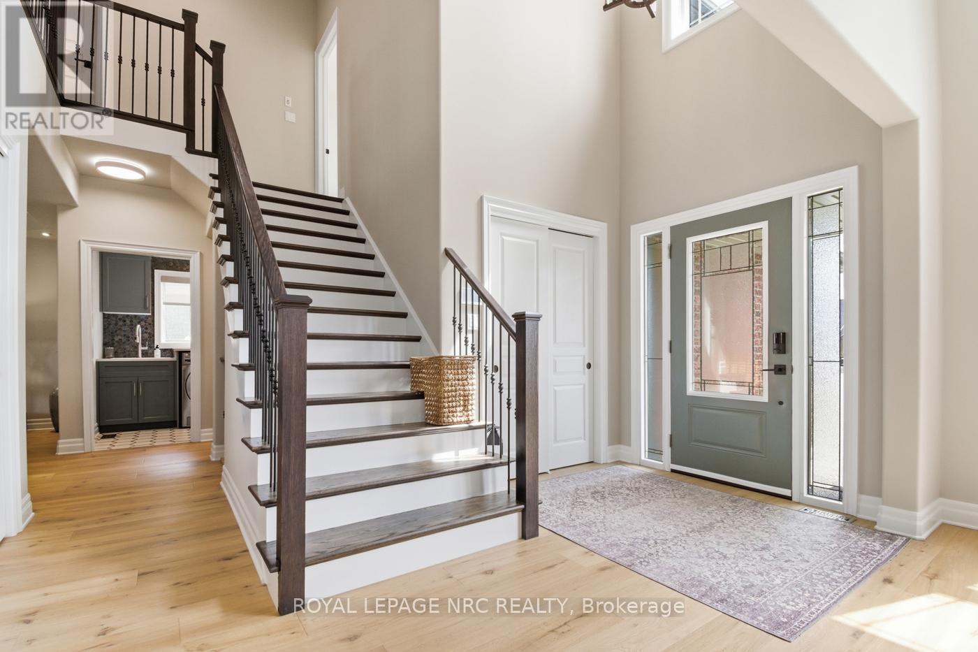 239 Colbeck Drive, Welland, Ontario  L3C 7M3 - Photo 3 - X13105564