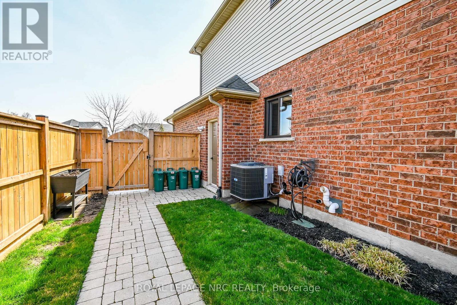 239 Colbeck Drive, Welland, Ontario  L3C 7M3 - Photo 40 - X13105564
