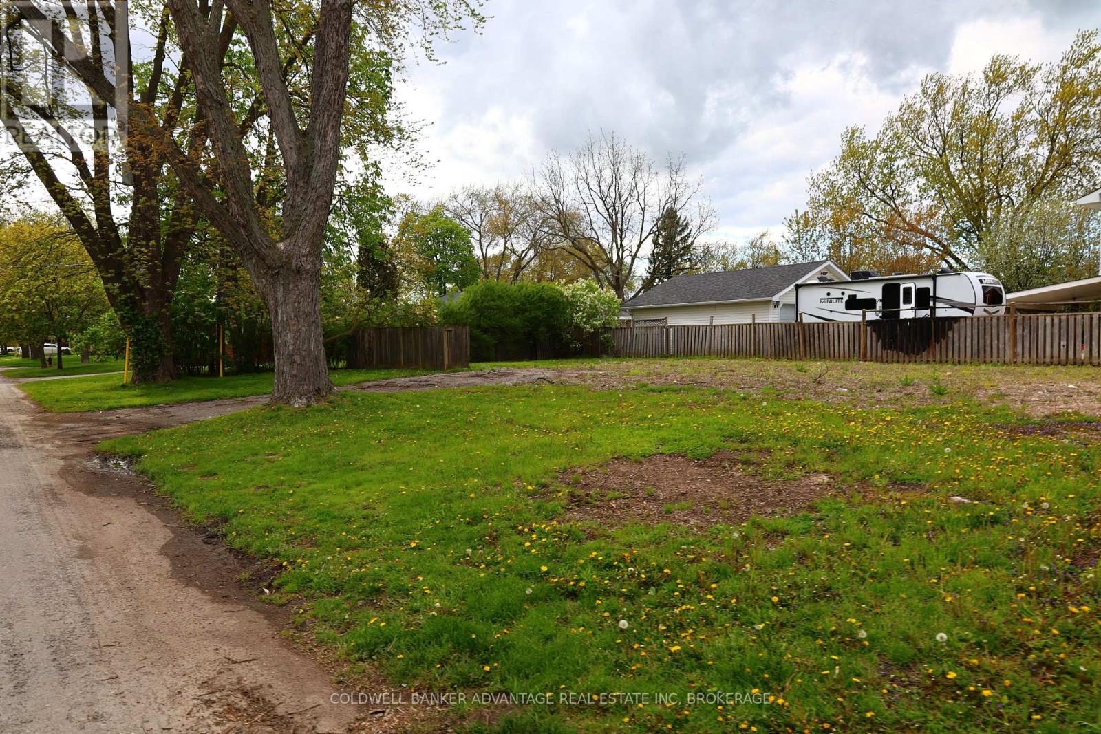 74 Summit Avenue, Welland, Ontario  L3C 4G7 - Photo 5 - X13109574