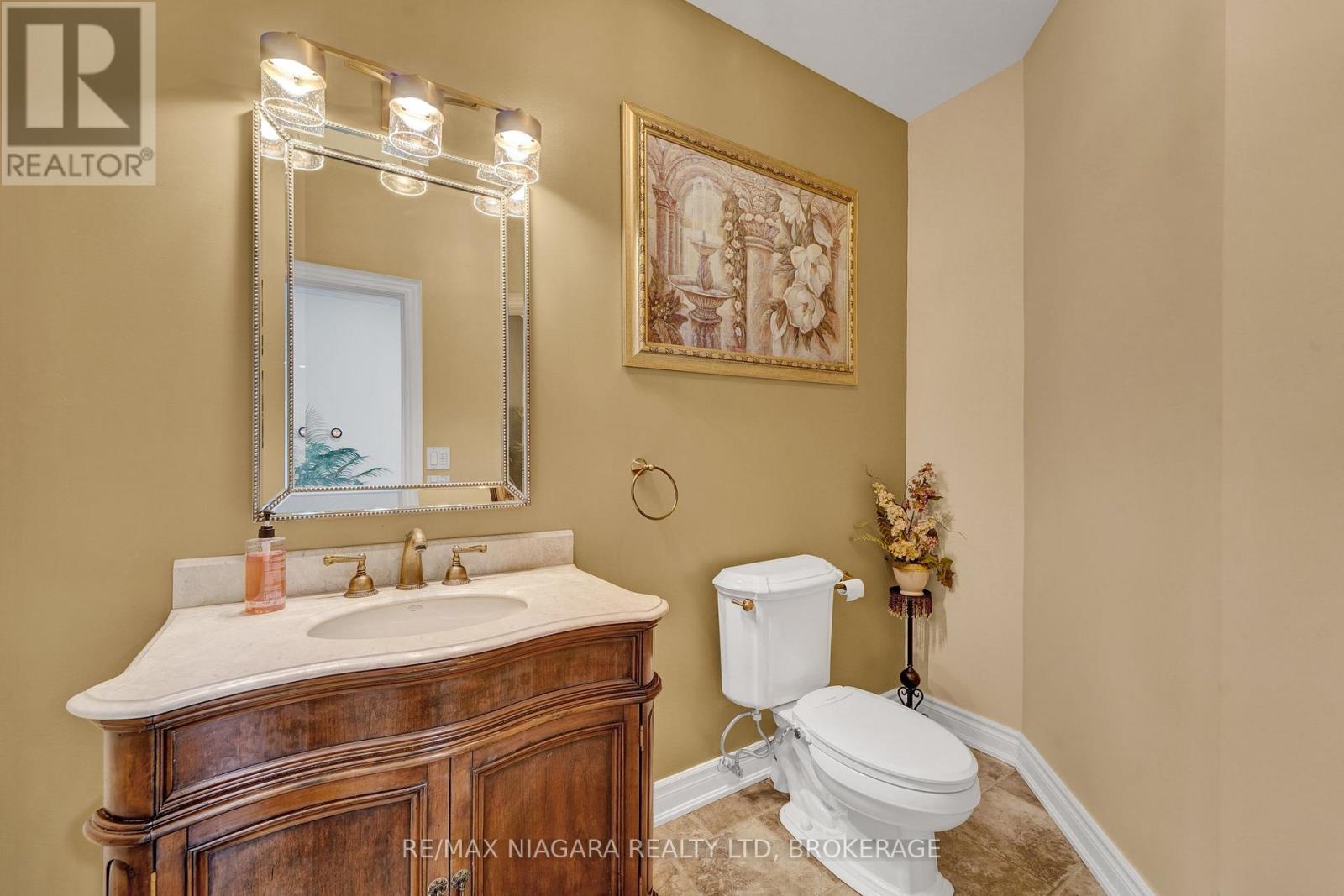 8018 Cathedral Drive, Niagara Falls, Ontario  L2H 2Z2 - Photo 19 - X13109754