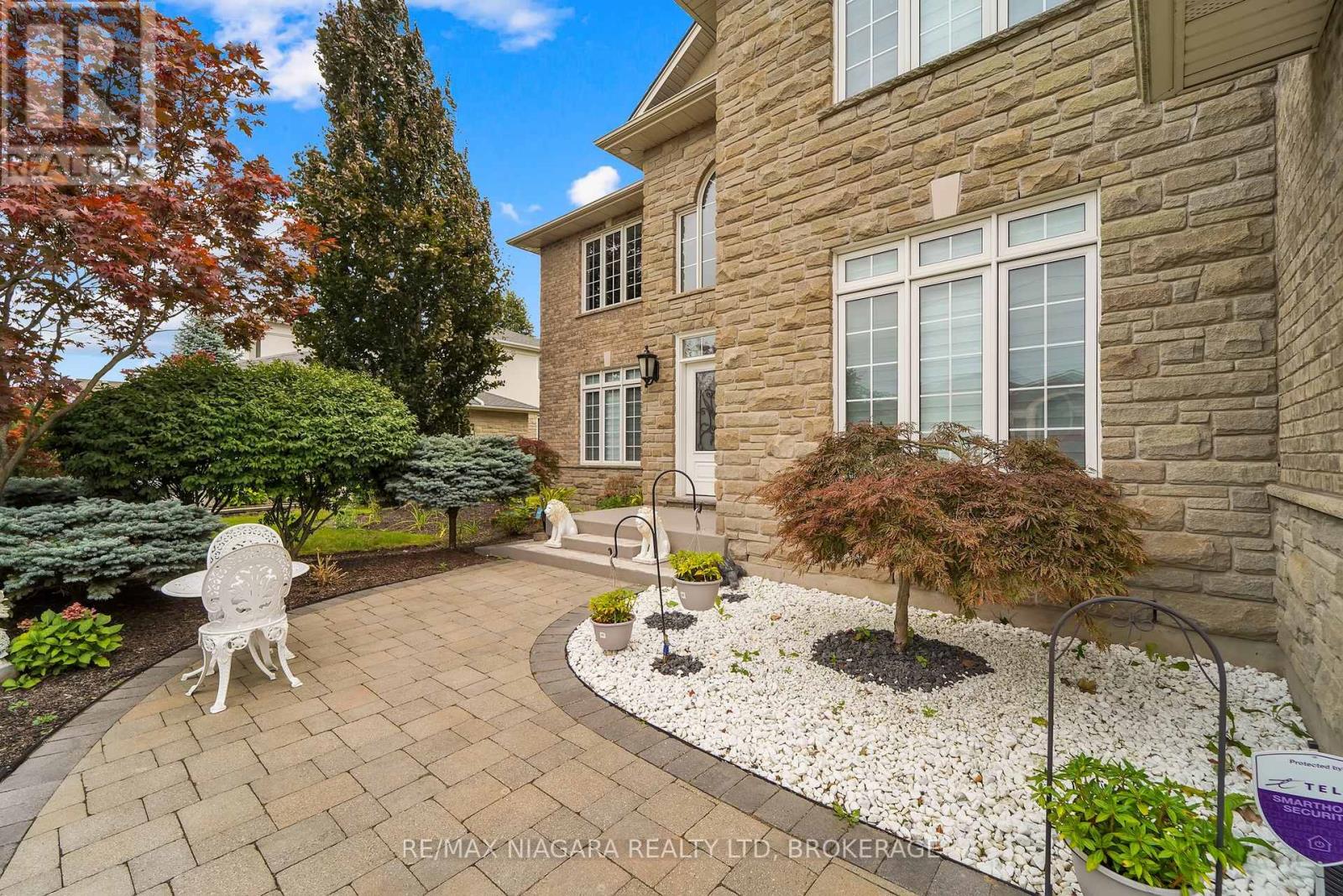 8018 Cathedral Drive, Niagara Falls, Ontario  L2H 2Z2 - Photo 43 - X13109754