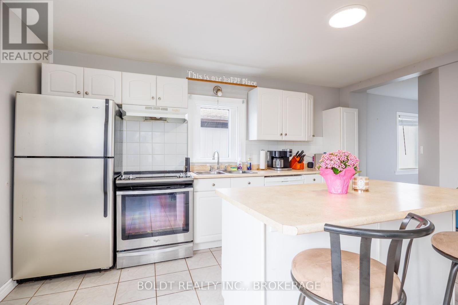142 Clara Street, Thorold, Ontario  L2V 1K3 - Photo 13 - X13110374
