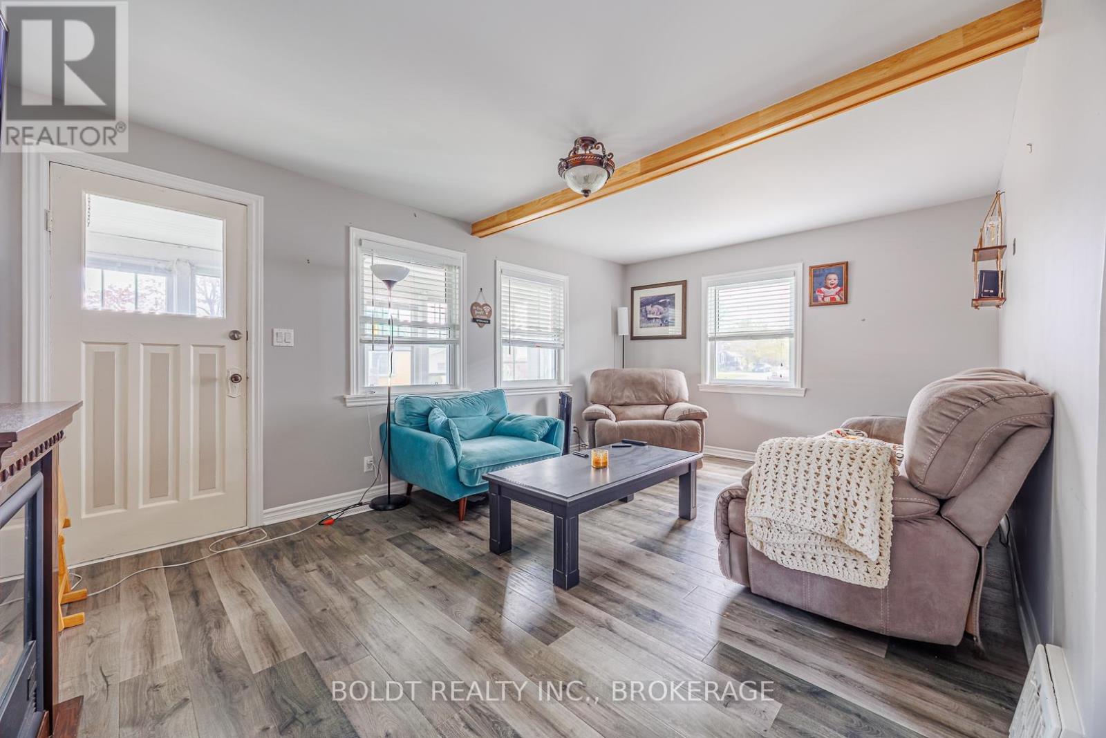 142 Clara Street, Thorold, Ontario  L2V 1K3 - Photo 7 - X13110374