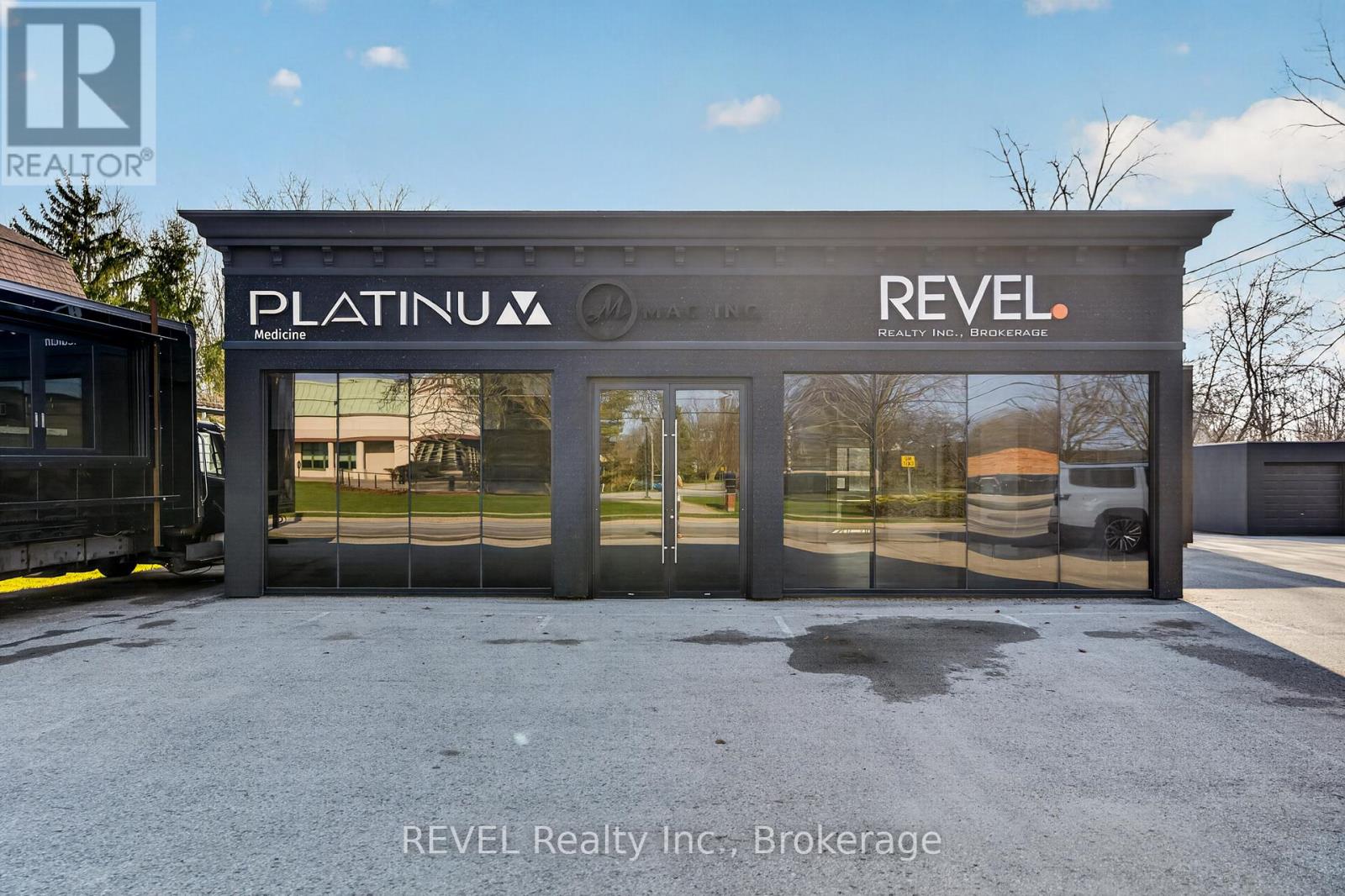 1596 FOUR MILE CREEK ROAD, Niagara-on-the-Lake, Ontario