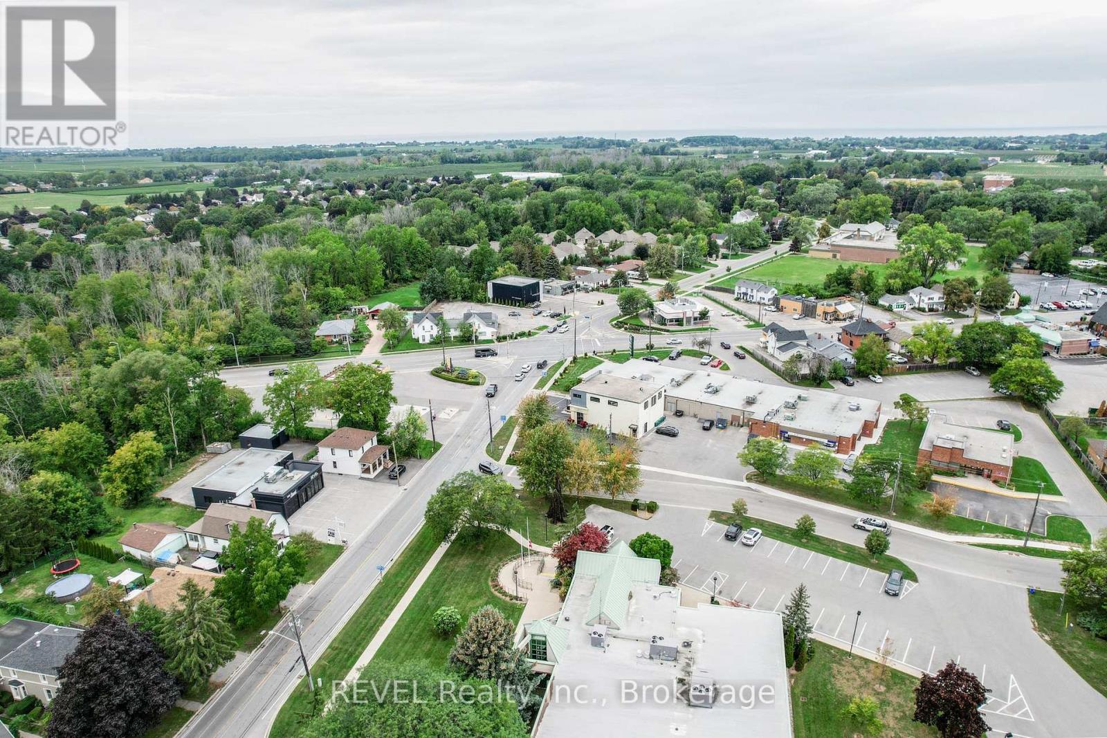 1596 Four Mile Creek Road, Niagara-On-The-Lake, Ontario  L0S 1J0 - Photo 3 - X13114310