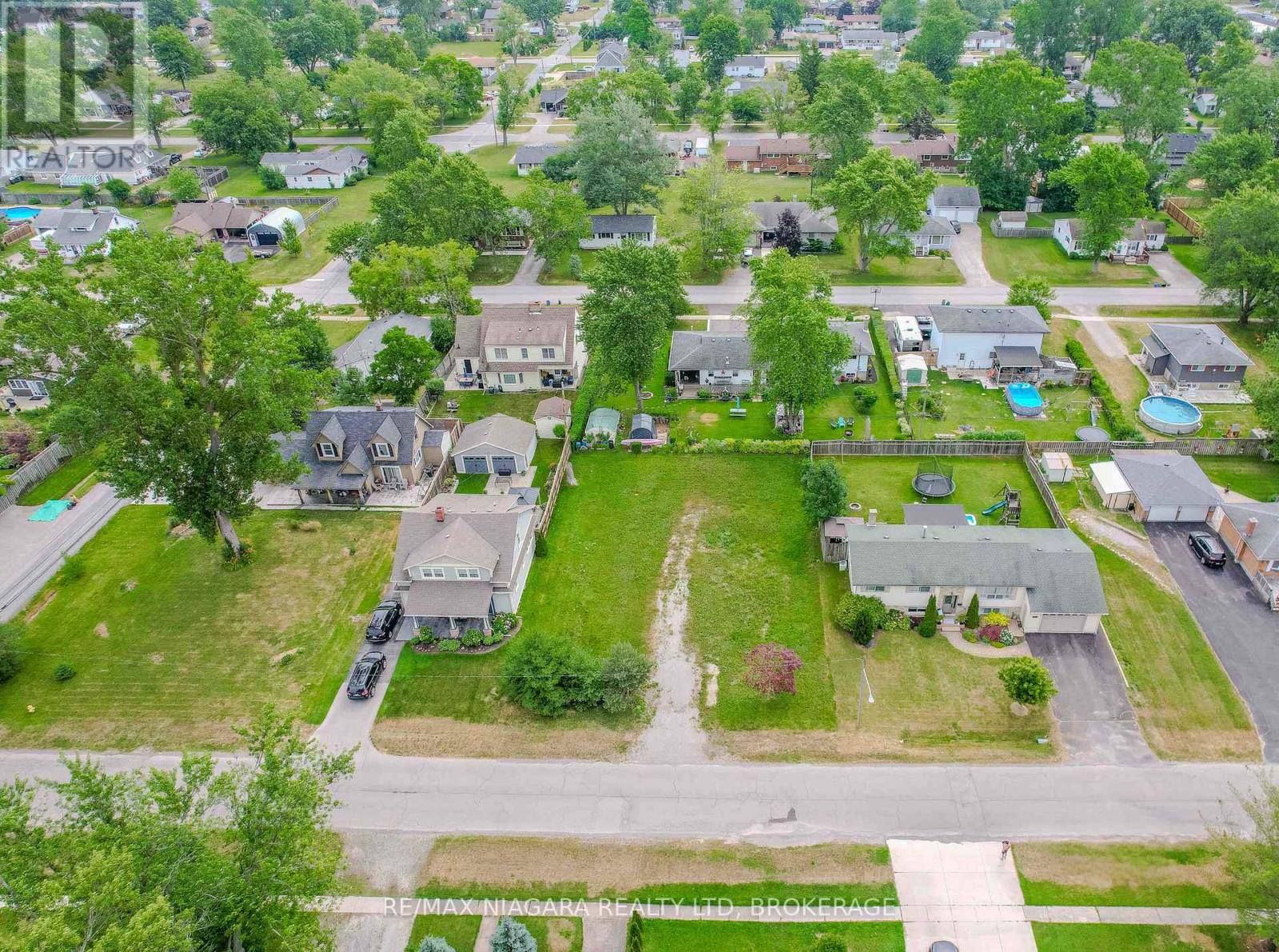 452 Lot Ferndale Avenue, Fort Erie, Ontario  L2A 5C4 - Photo 2 - X13116862