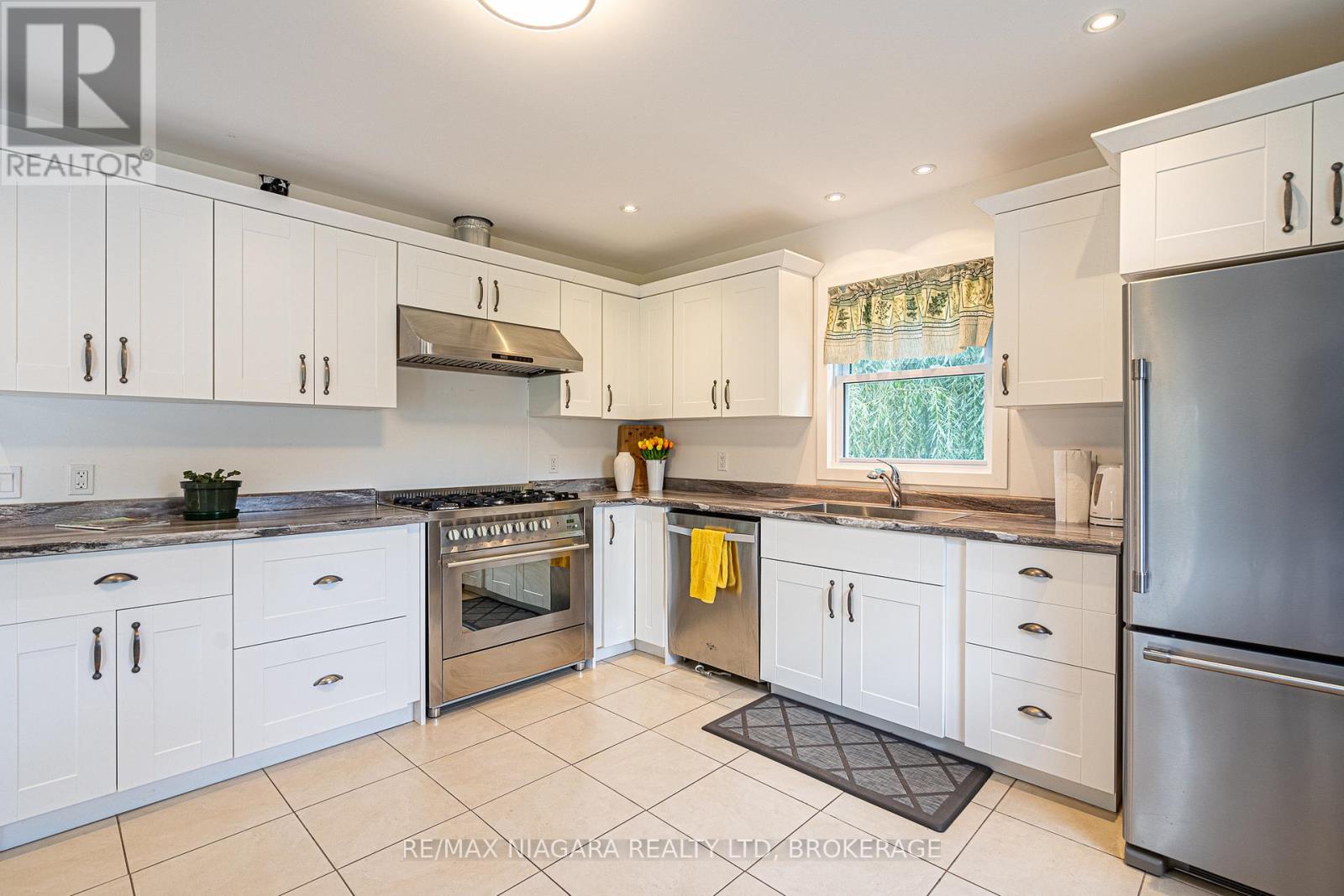487 Four Mile Creek Road, Niagara-On-The-Lake, Ontario  L0S 1J0 - Photo 11 - X13118346