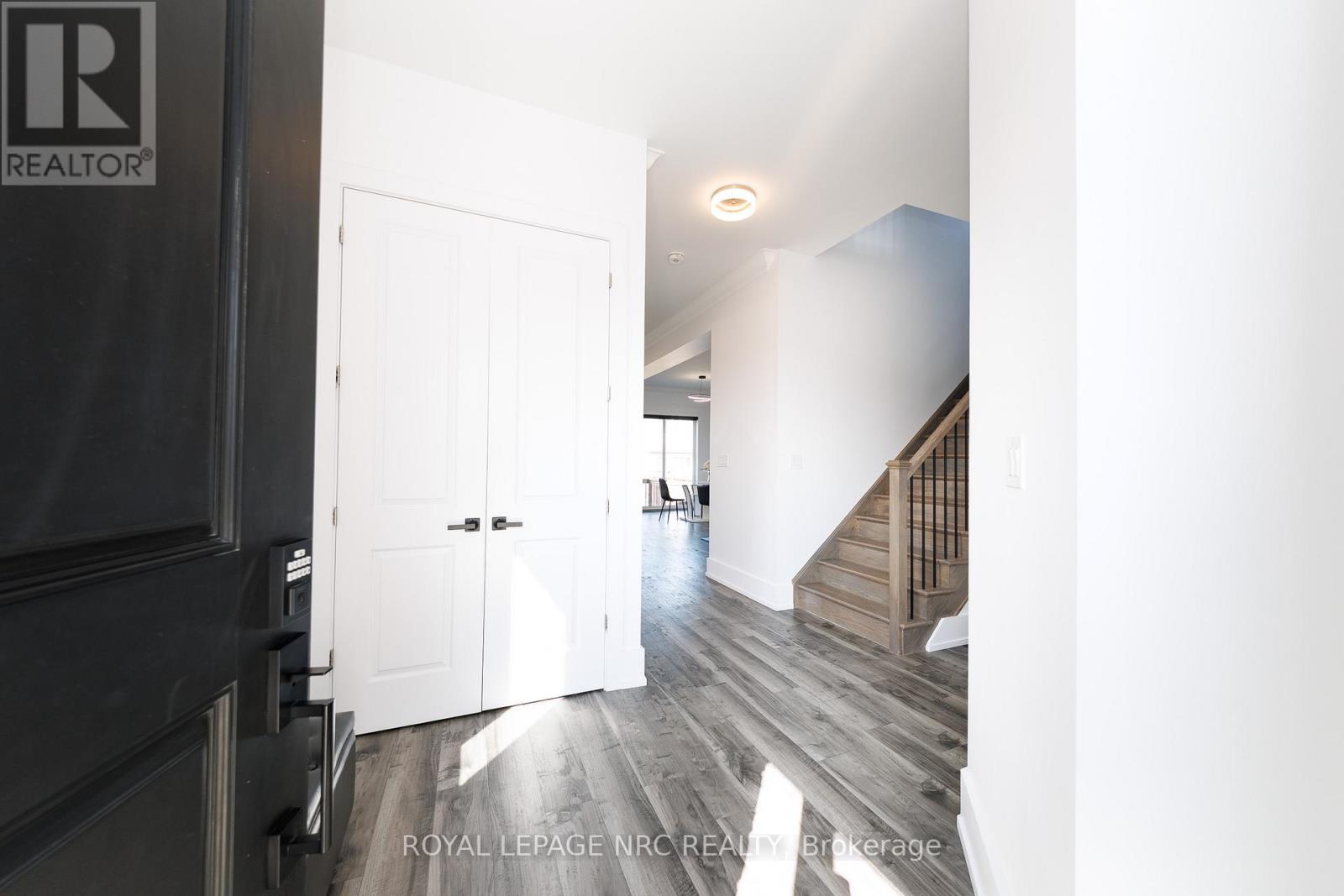 3 Damude Avenue, Thorold, Ontario  L2V 0G7 - Photo 7 - X13119632