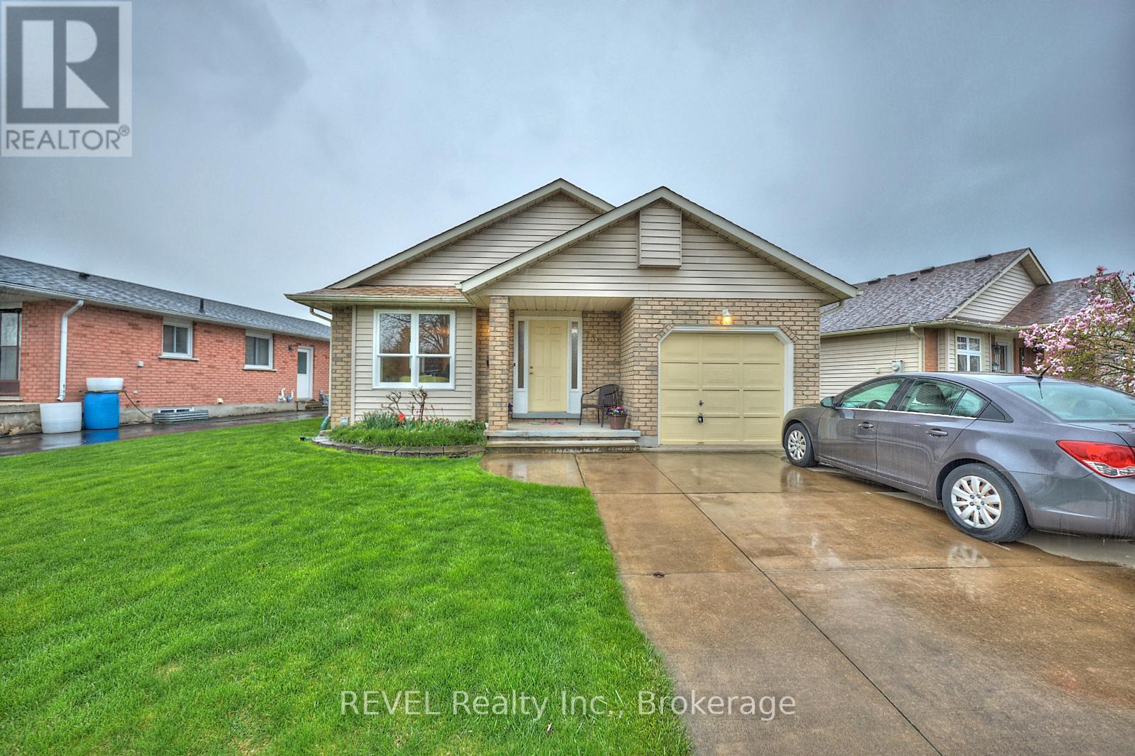 7395 ALEX AVENUE, Niagara Falls, Ontario